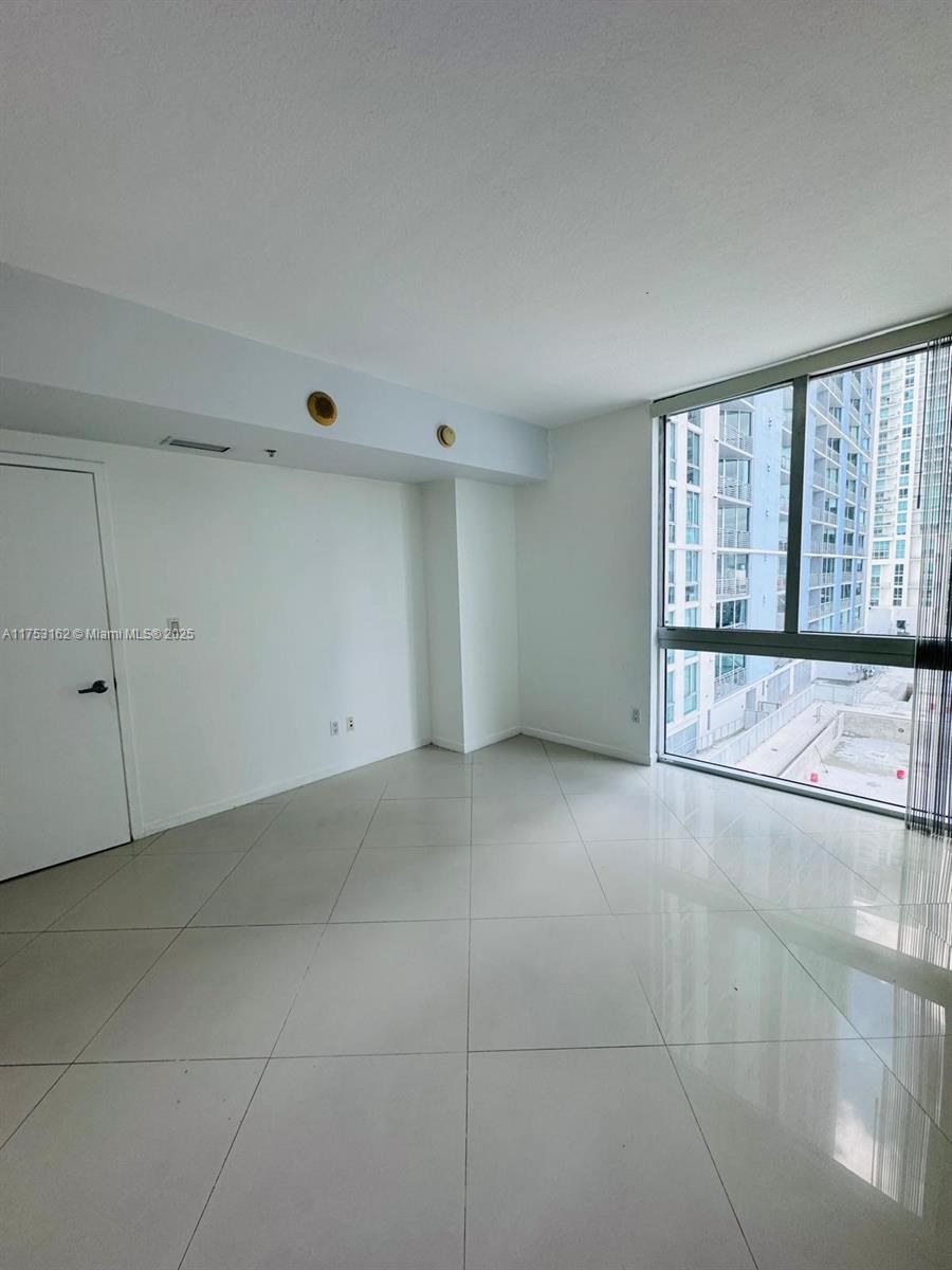 335 S Biscayne Blvd # 1501