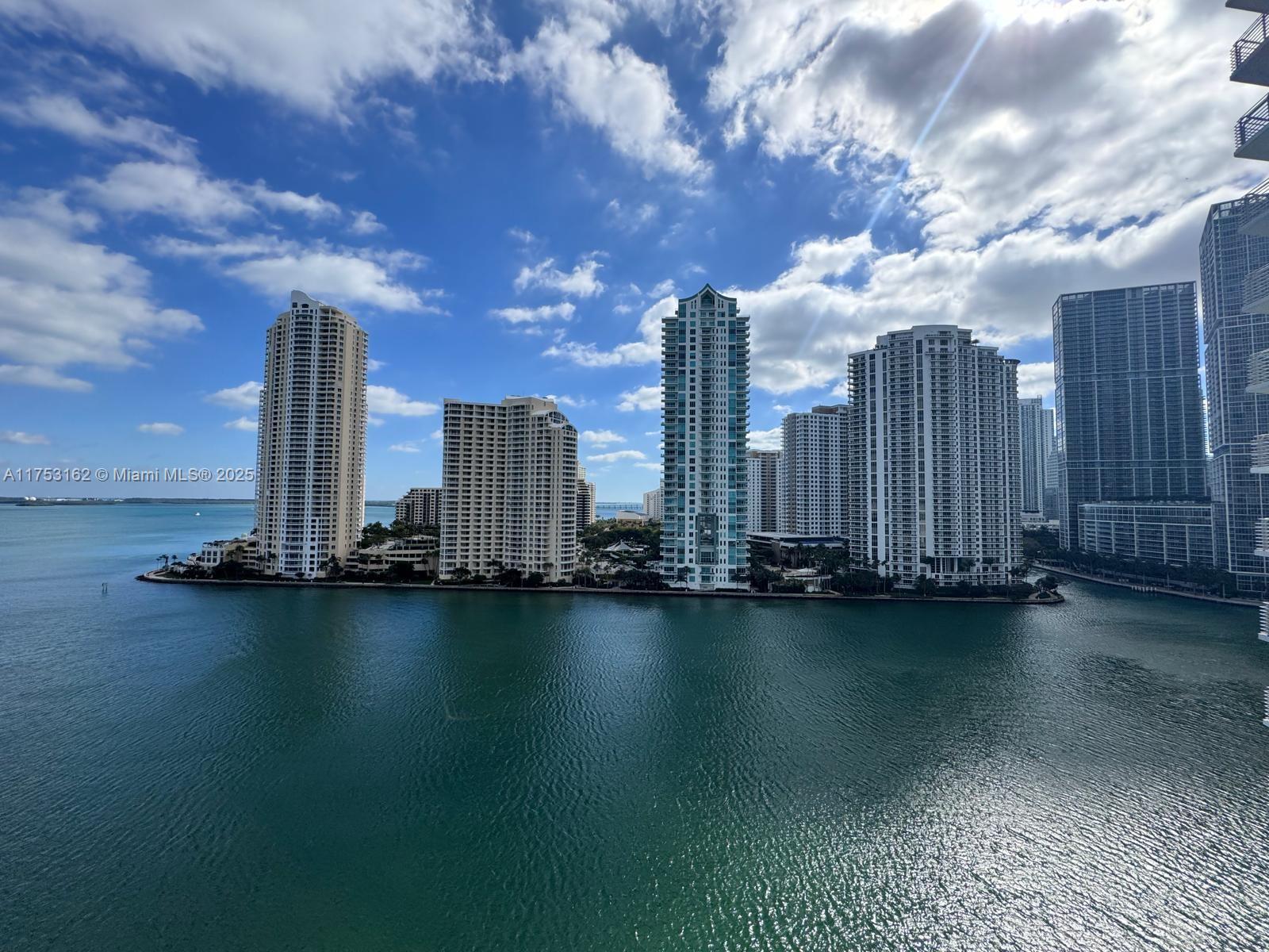 335 S Biscayne Blvd # 1501