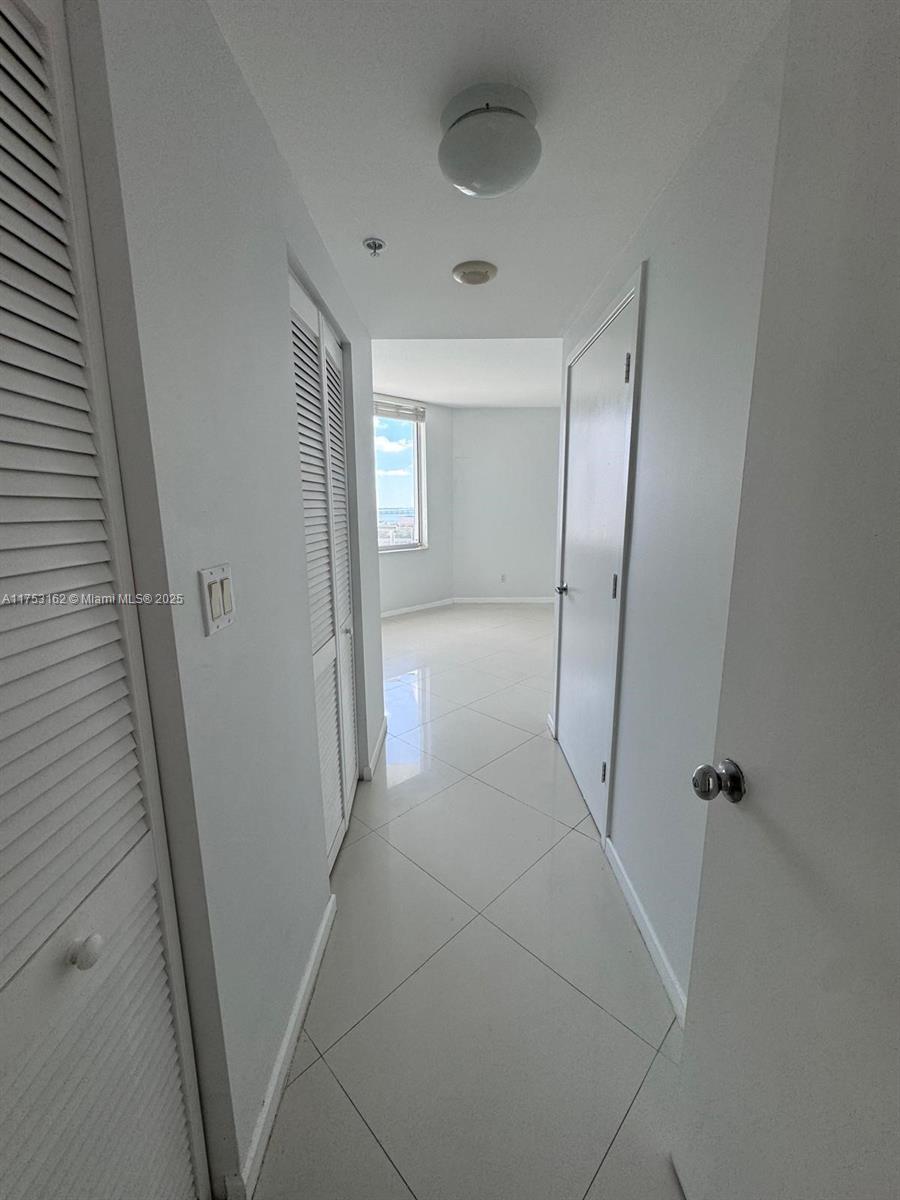 335 S Biscayne Blvd # 1501
