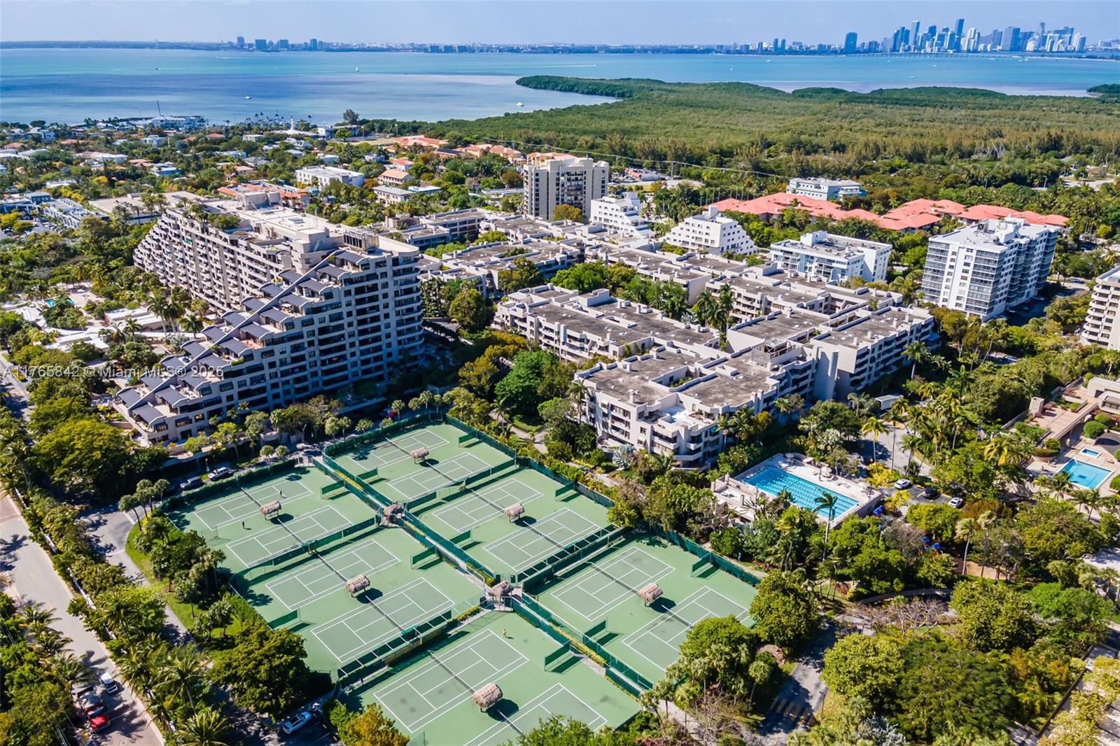 161 Crandon Blvd # 113