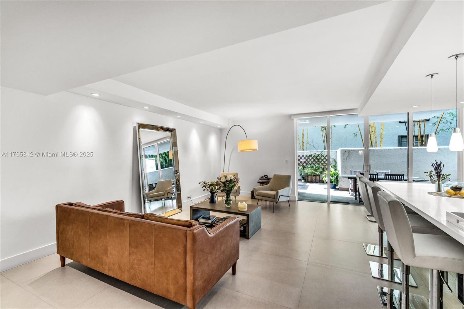 161 Crandon Blvd # 113