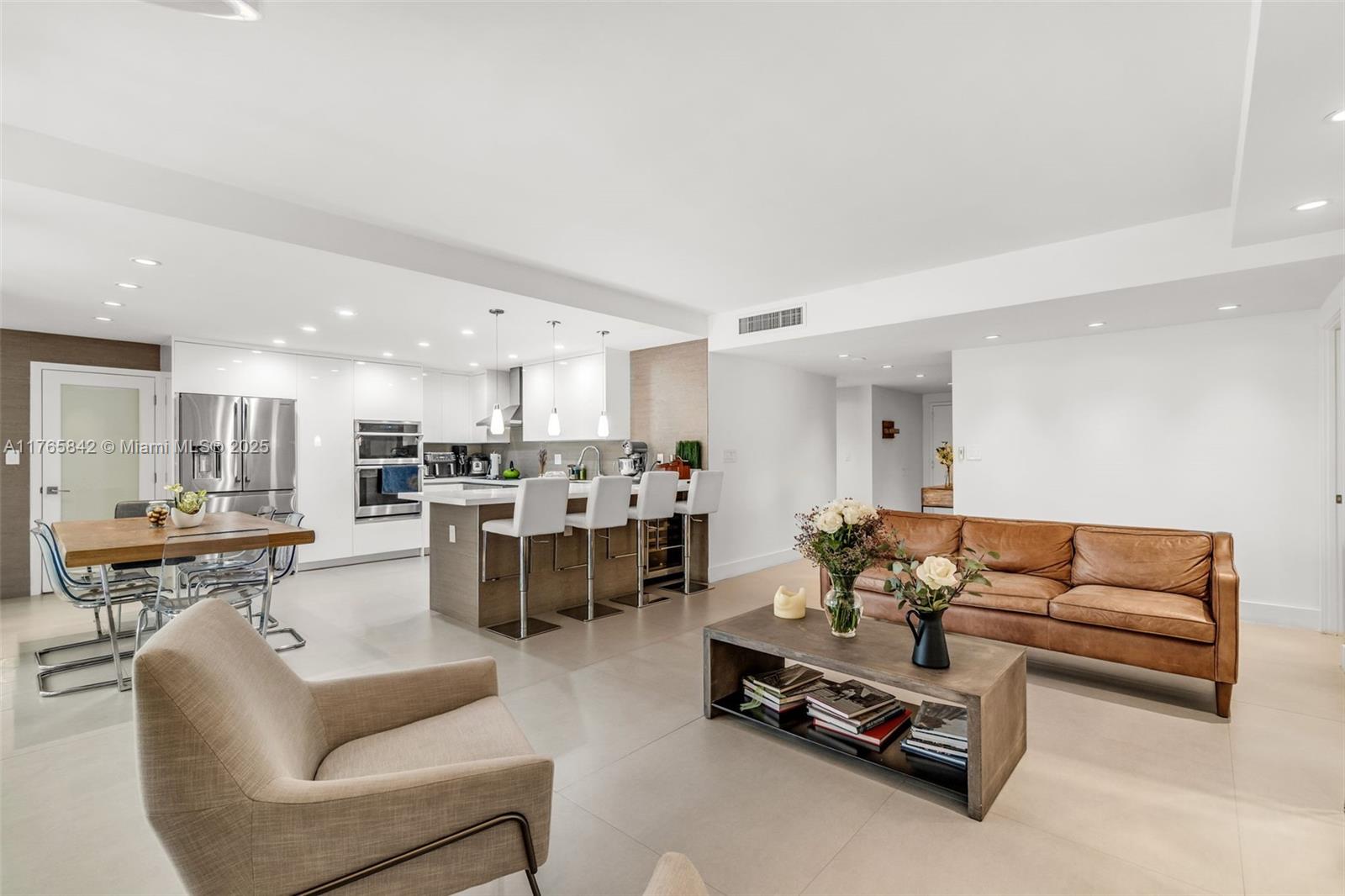 161 Crandon Blvd # 113