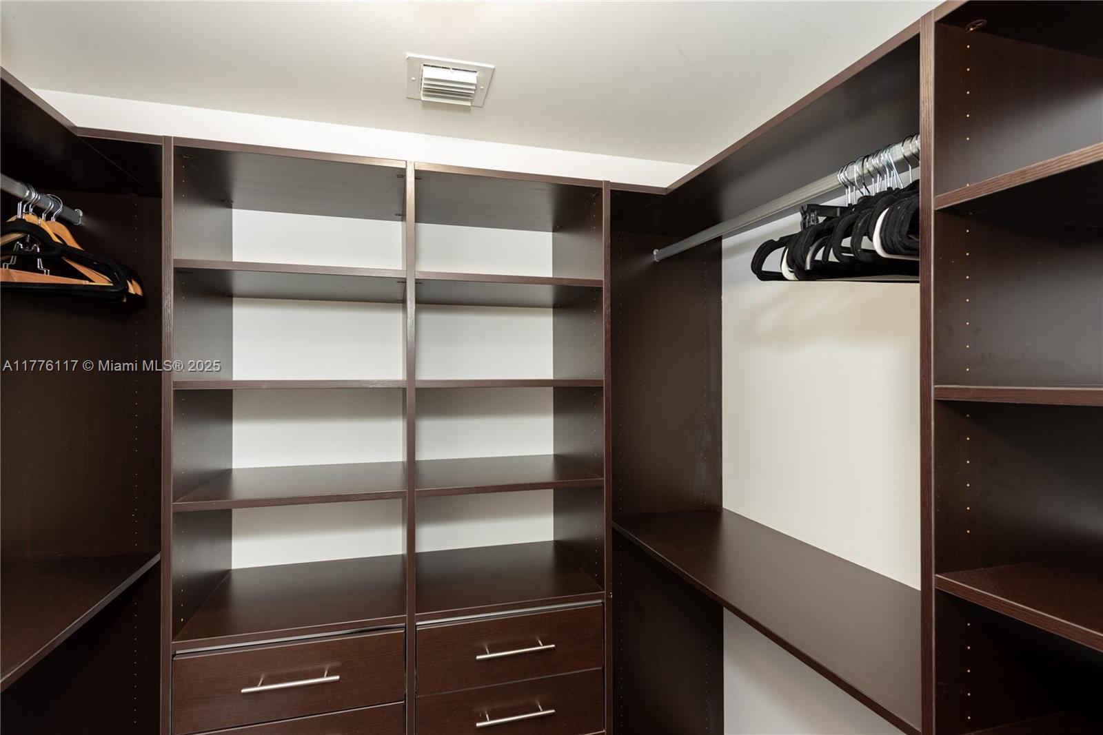 2711 S Ocean Dr # 3202