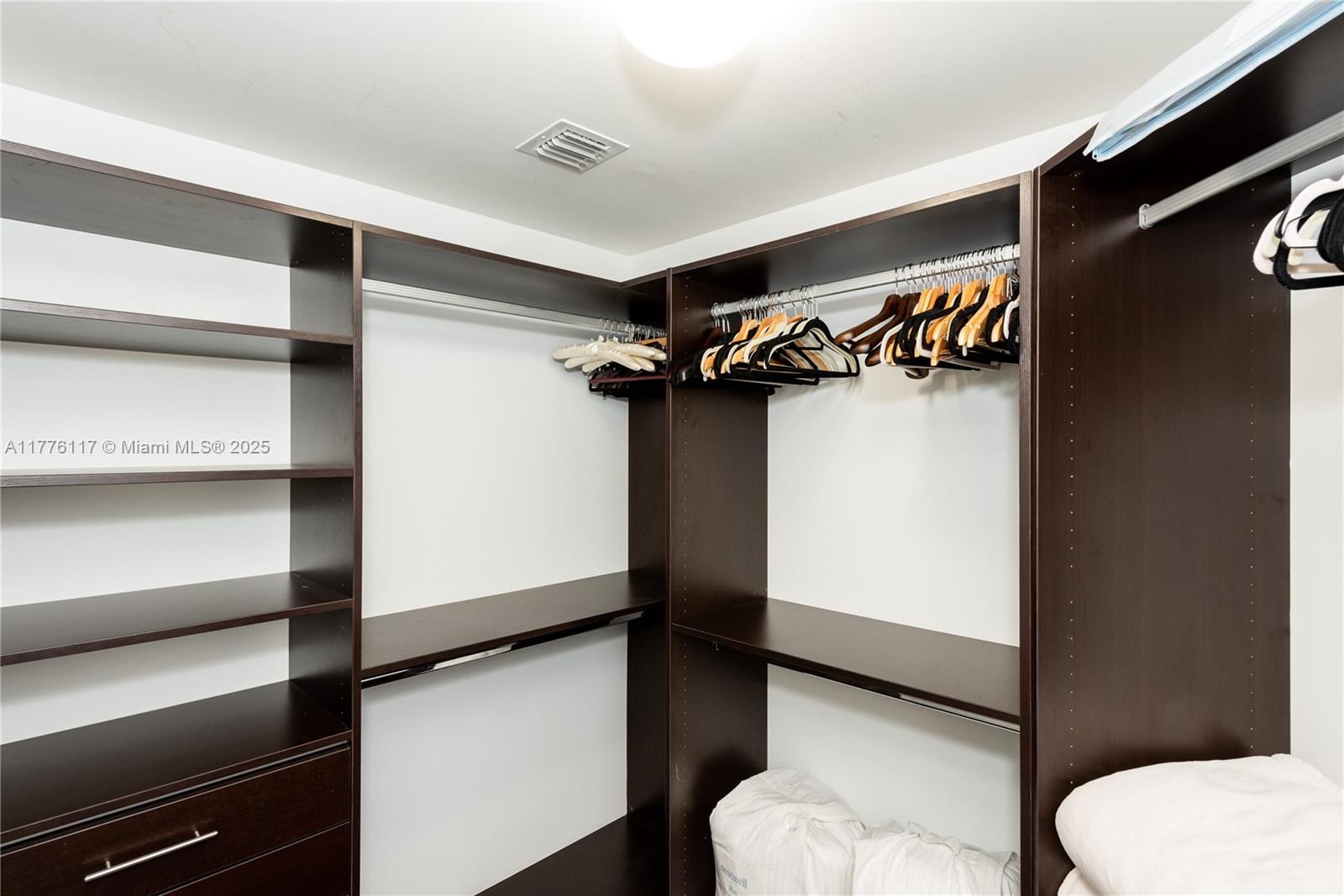 2711 S Ocean Dr # 3202