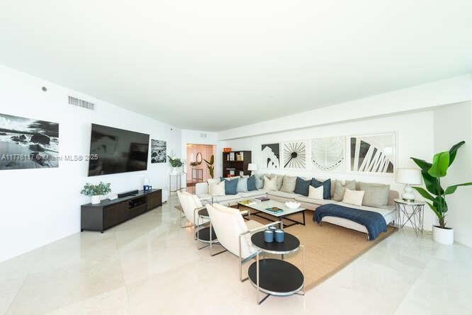 2711 S Ocean Dr # 3202