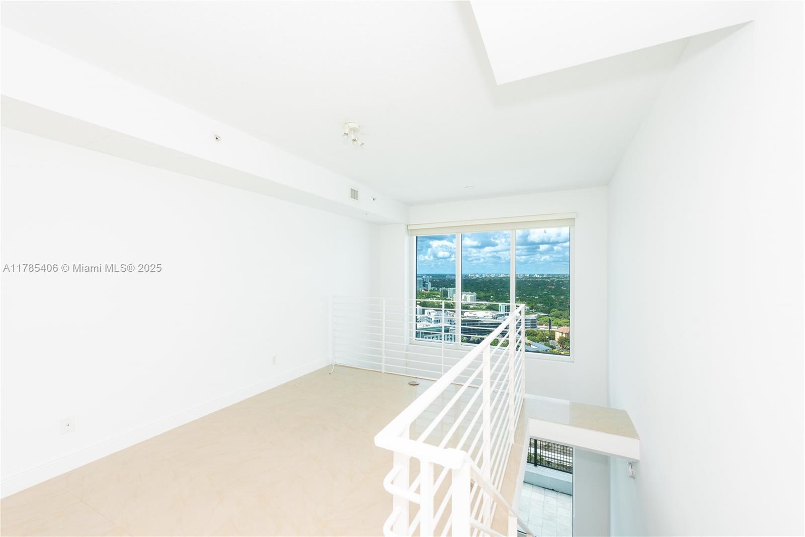 60 SW 13th St # 2609