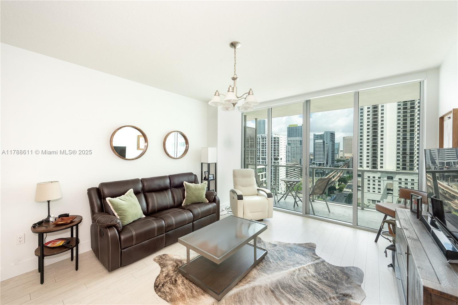 79 SW 12th St Unit: 2011-S
