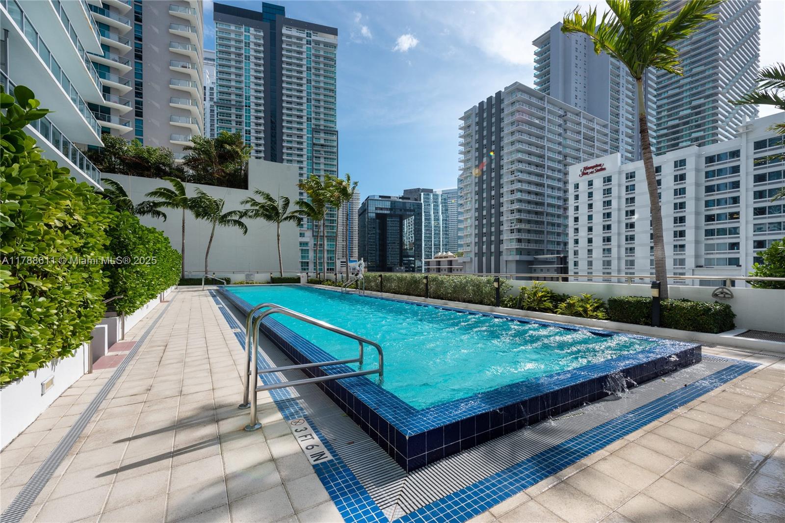 79 SW 12th St Unit: 2011-S