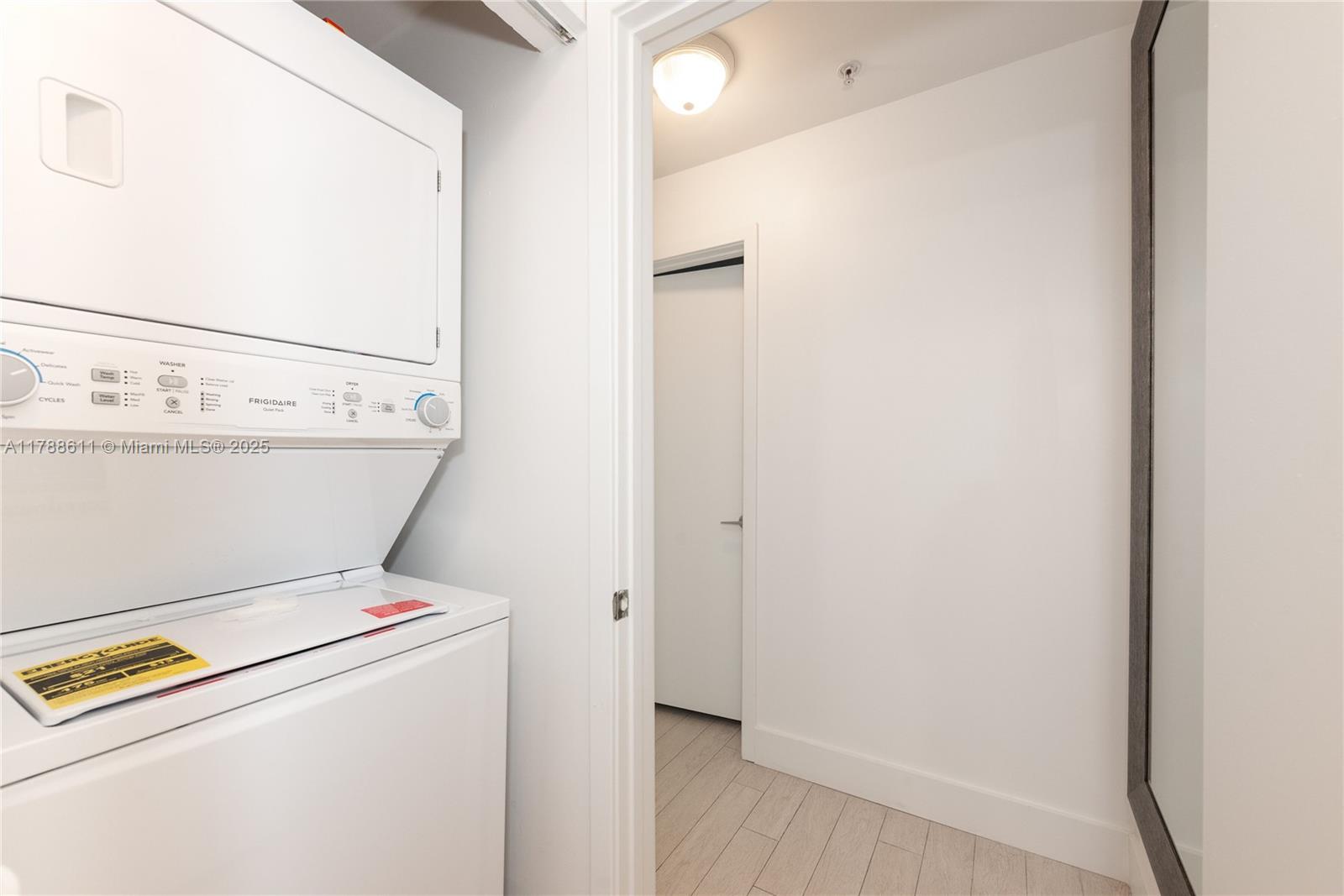 79 SW 12th St Unit: 2011-S