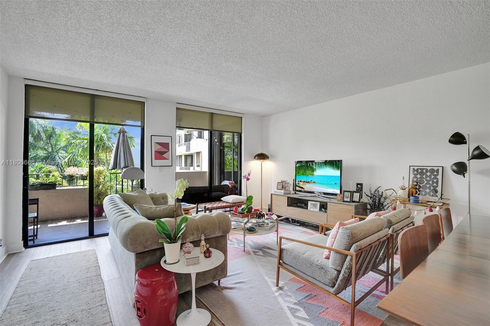 161 Crandon Blvd # 325