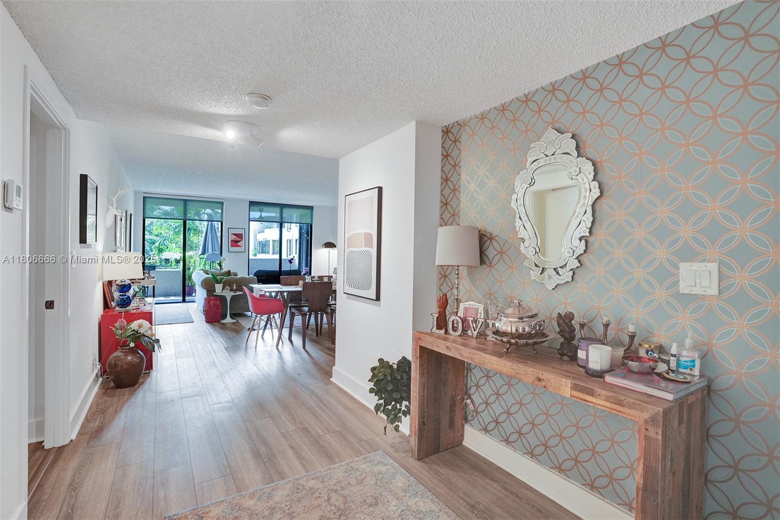 161 Crandon Blvd # 325