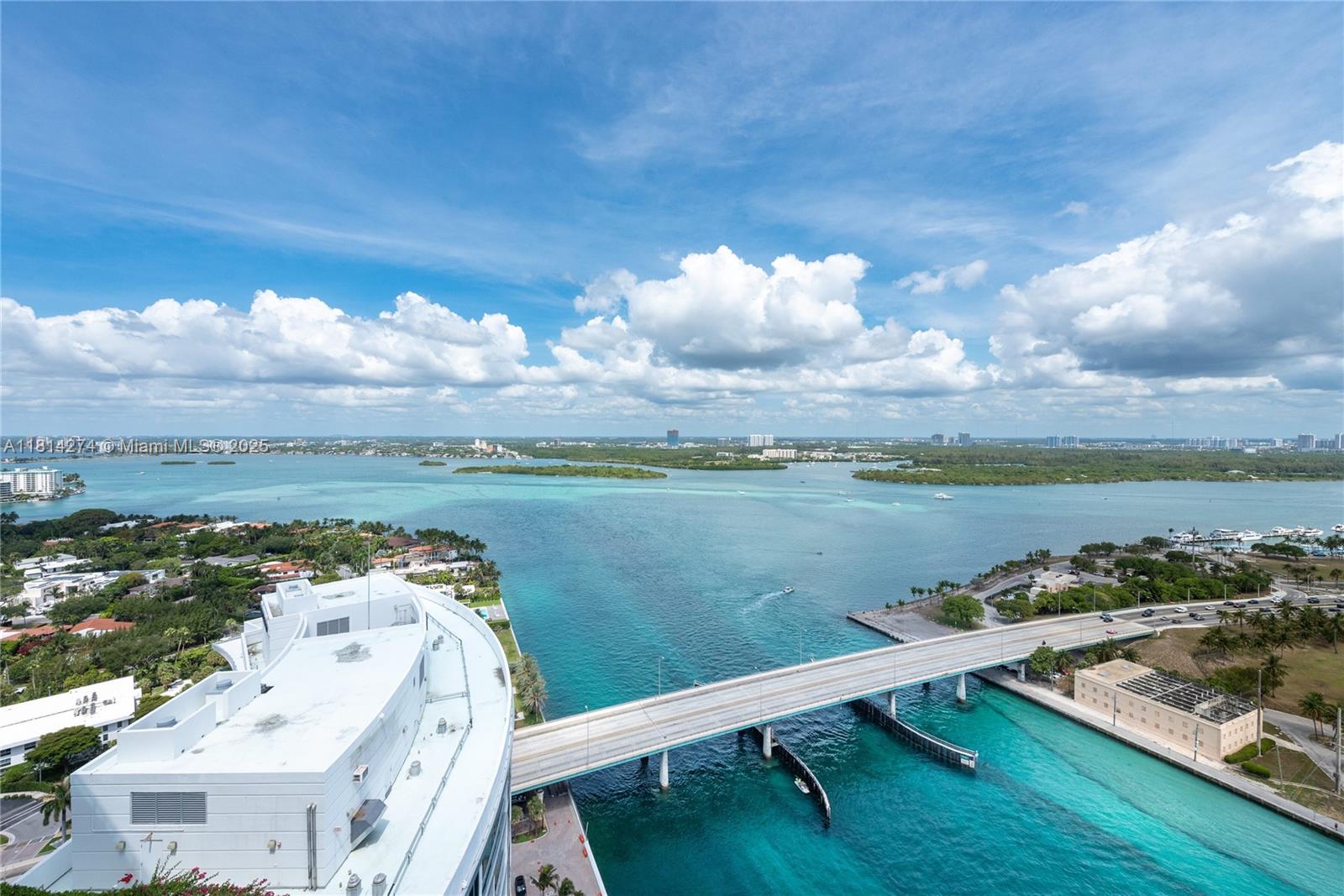 10295 Collins Ave # 2506
