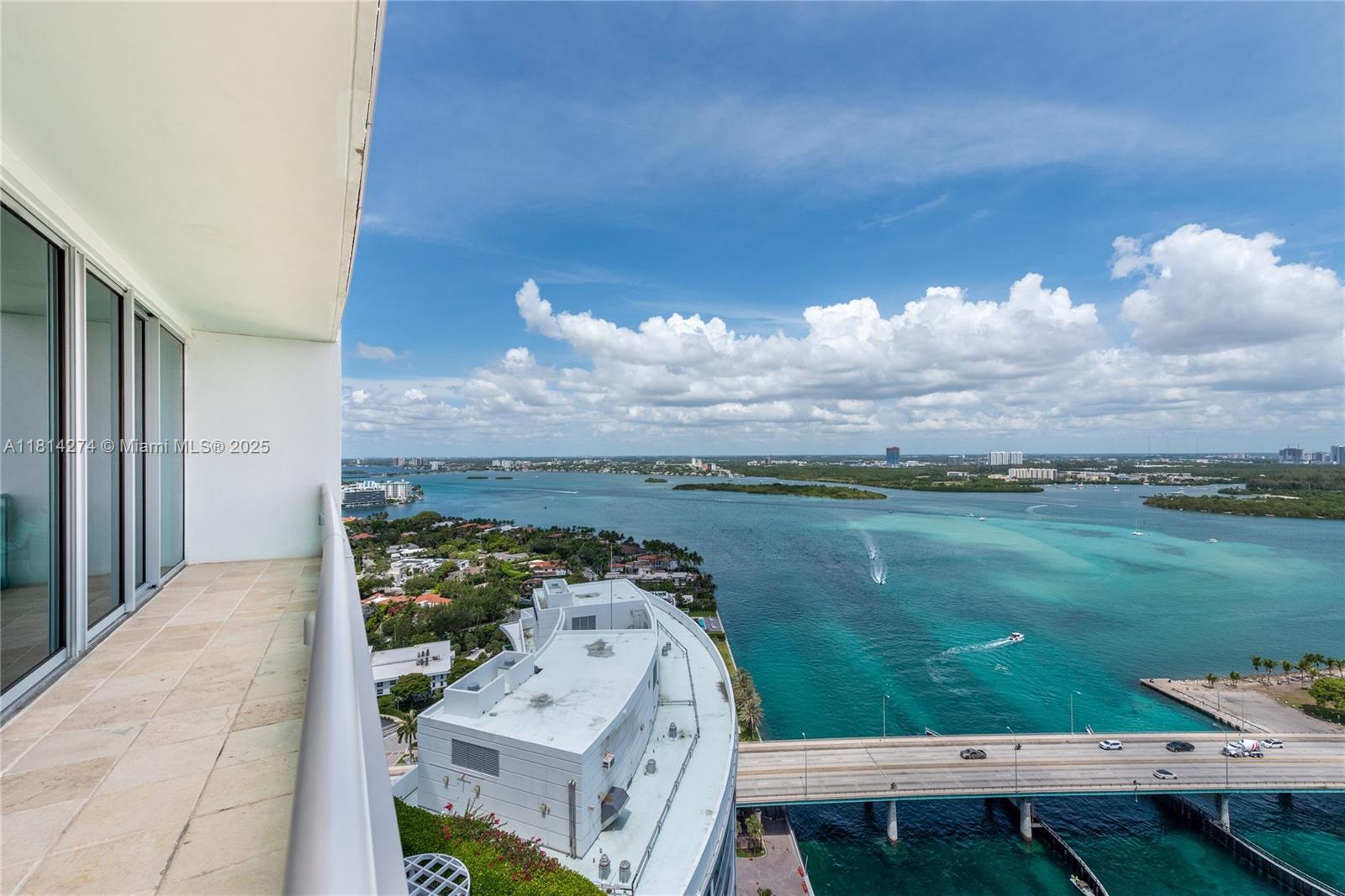 10295 Collins Ave # 2506