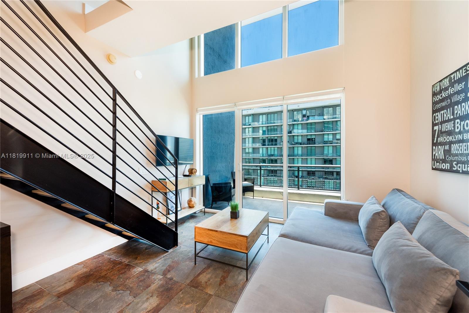 60 SW 13th St # 4808