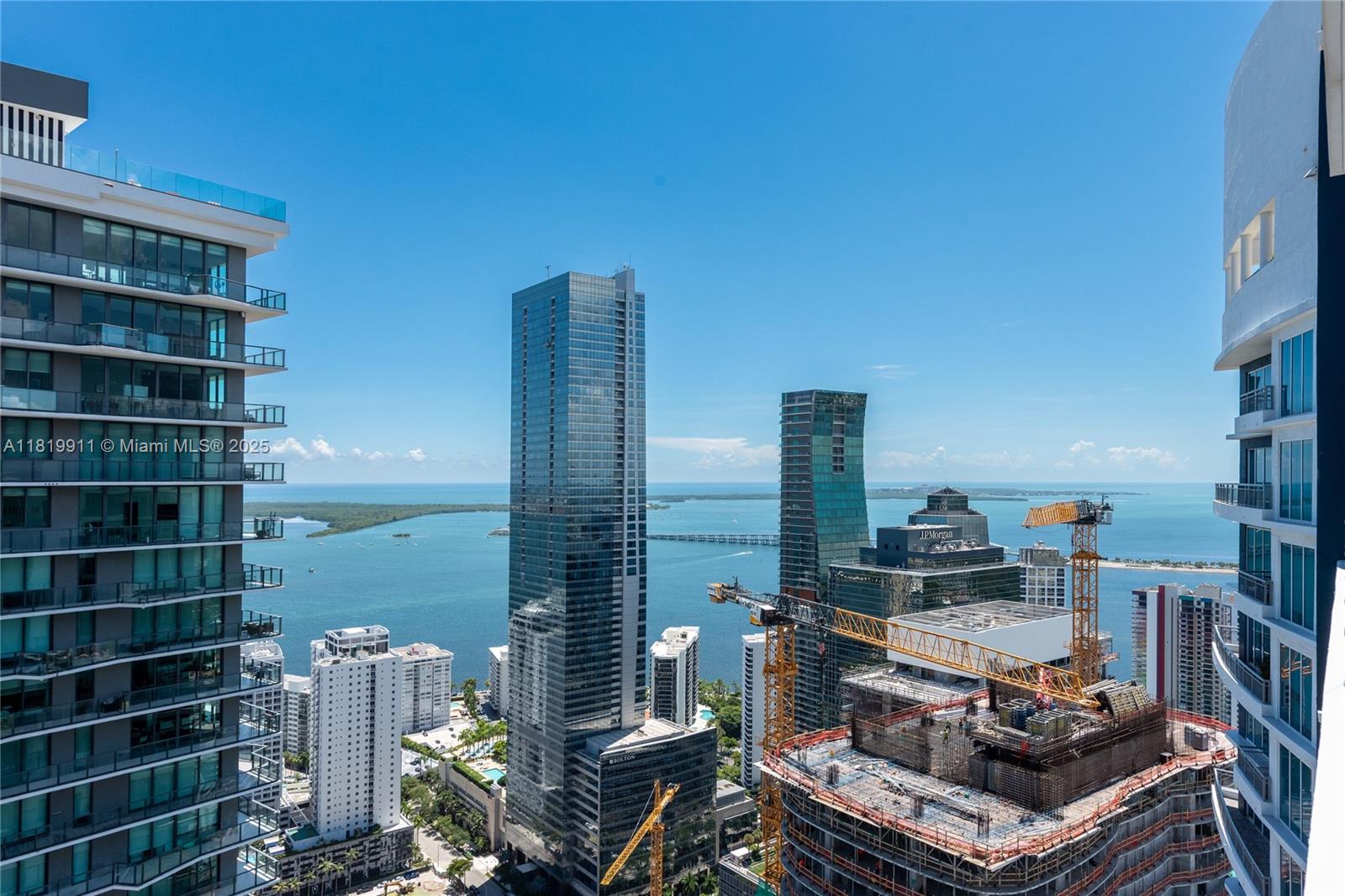 60 SW 13th St # 4808