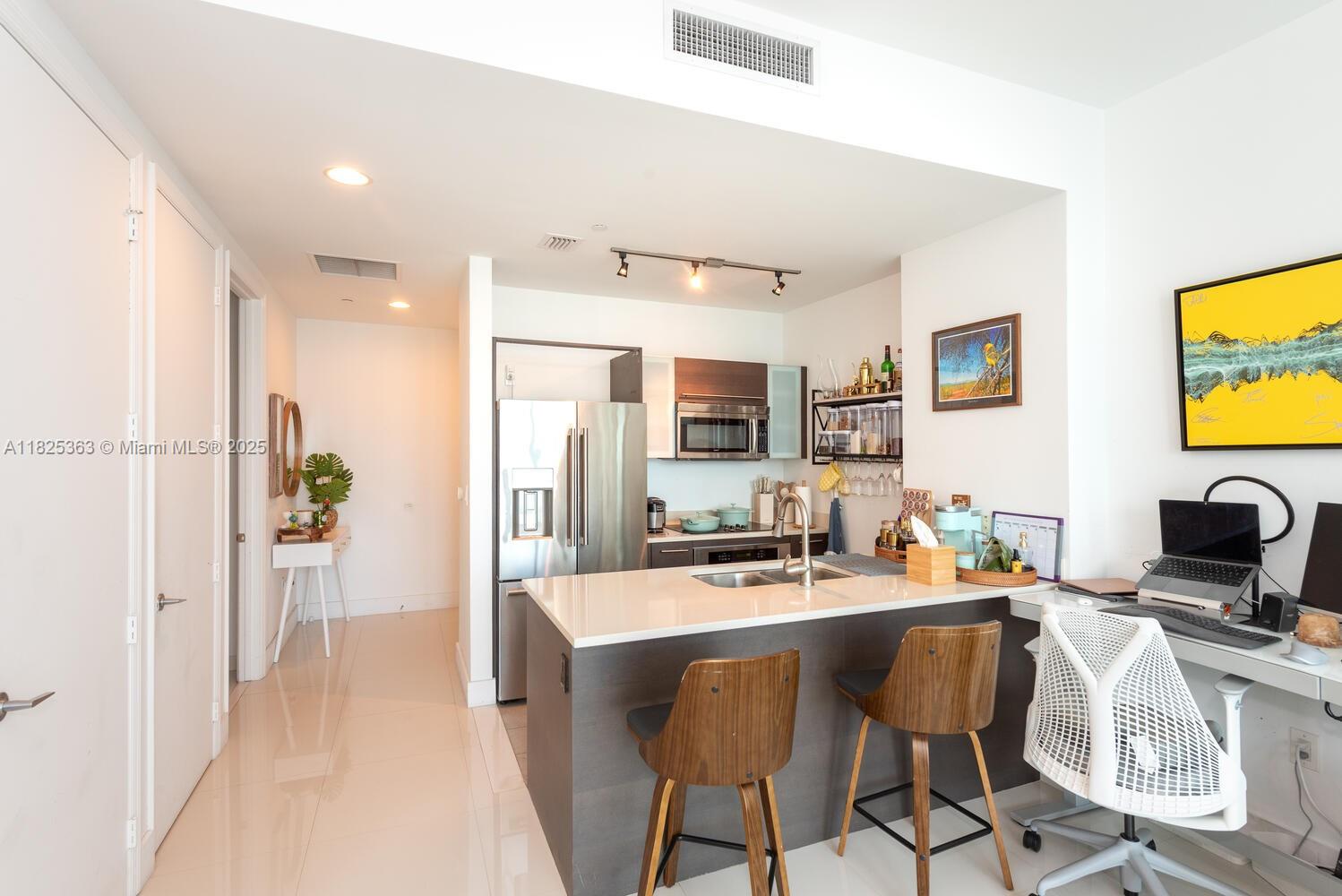 55 SE 6th St # 4308