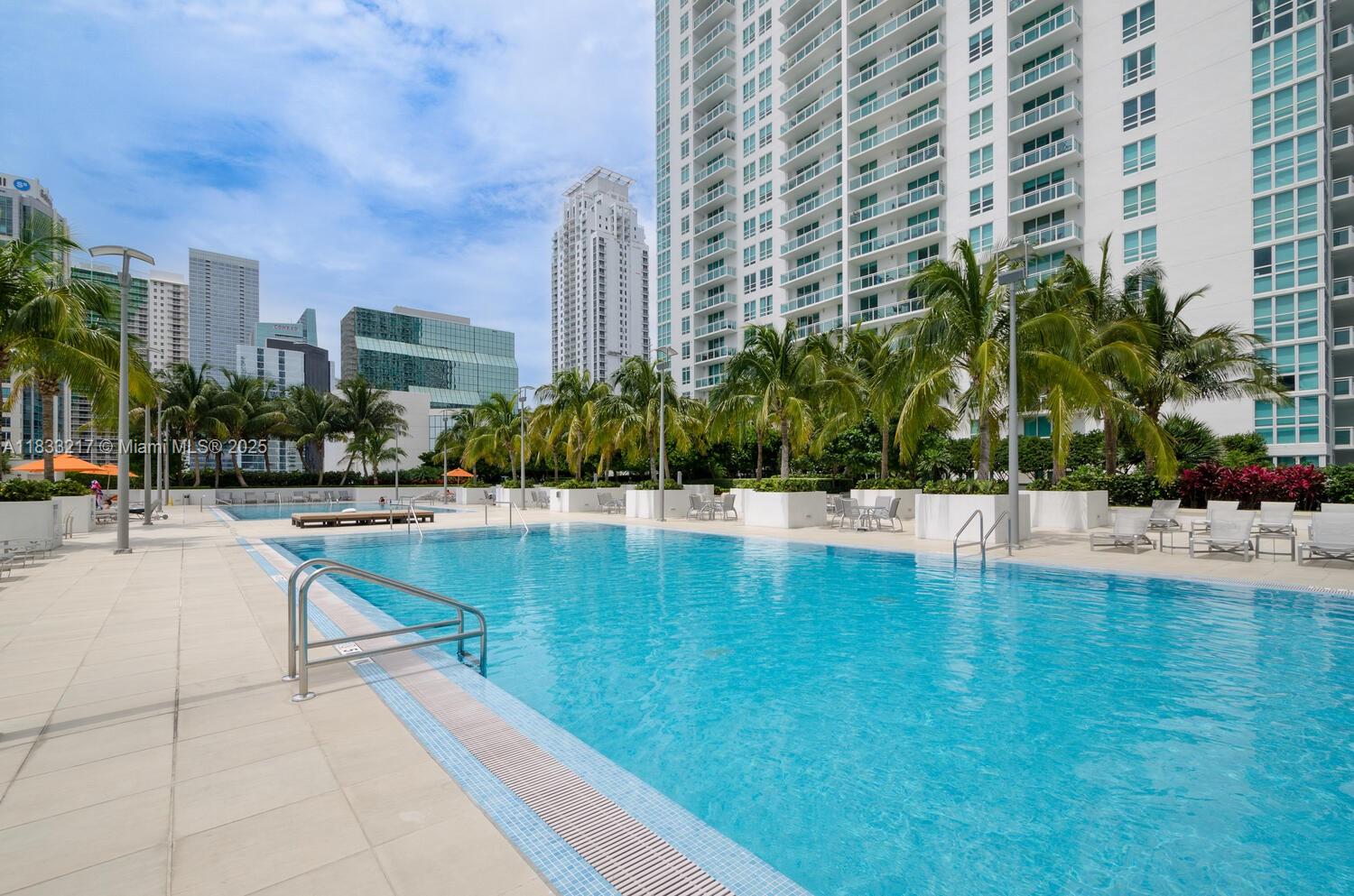 950 Brickell Bay Dr # 3409