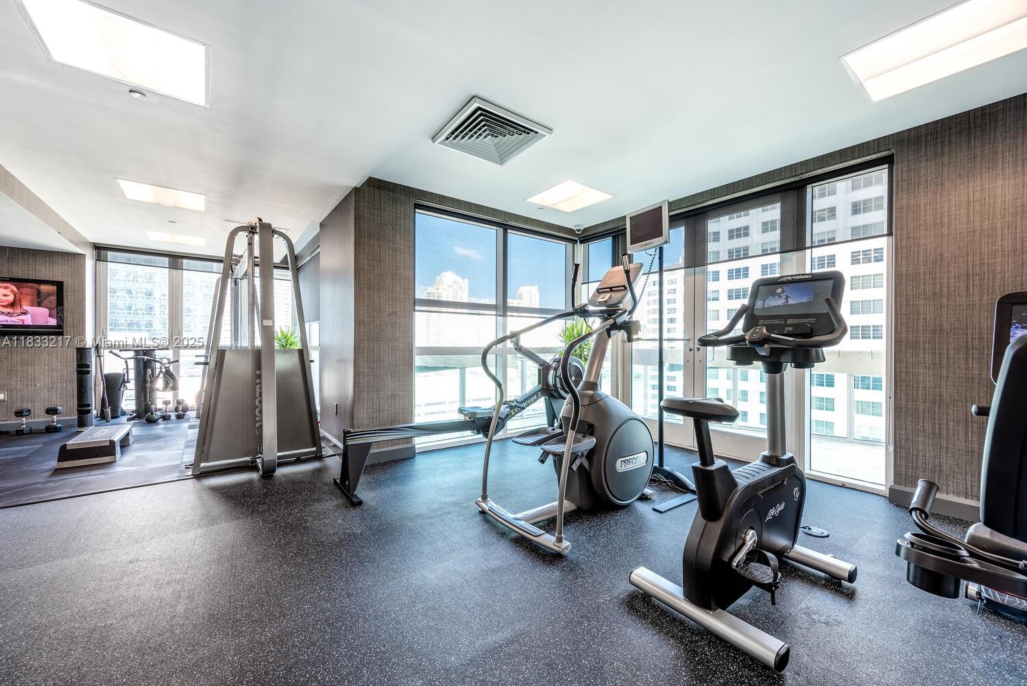 950 Brickell Bay Dr # 3409