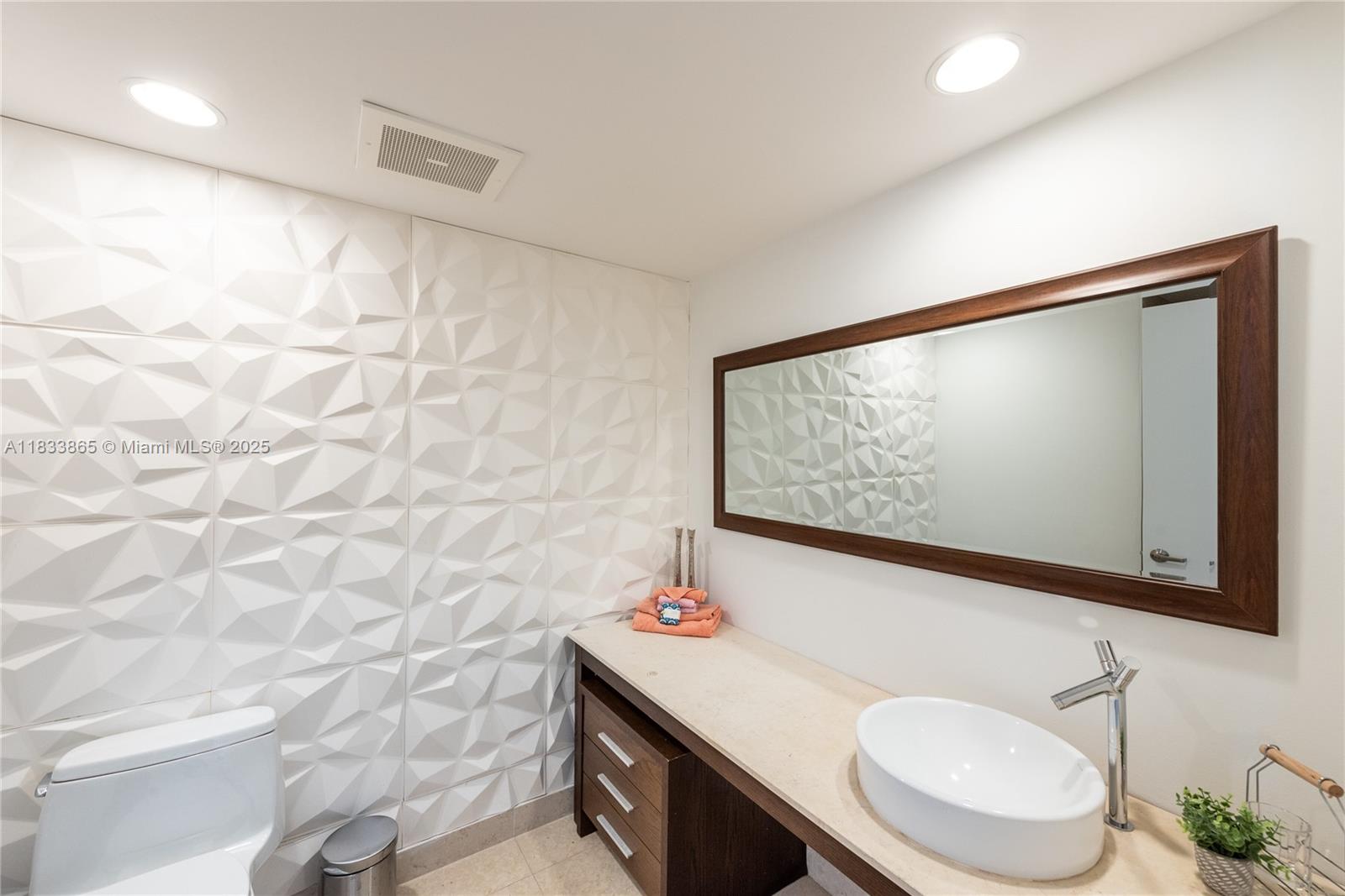 465 Brickell Ave # 4304