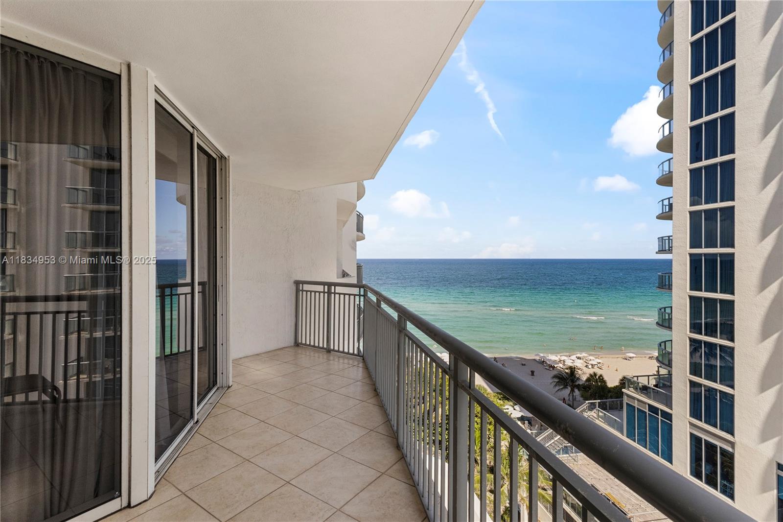17375 Collins Ave # 1004