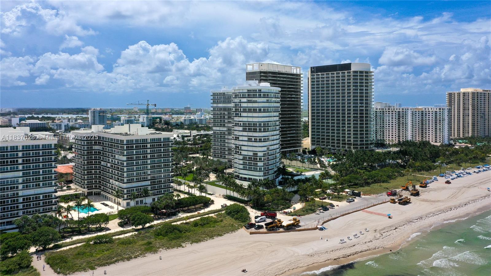 9601 Collins Ave # 505