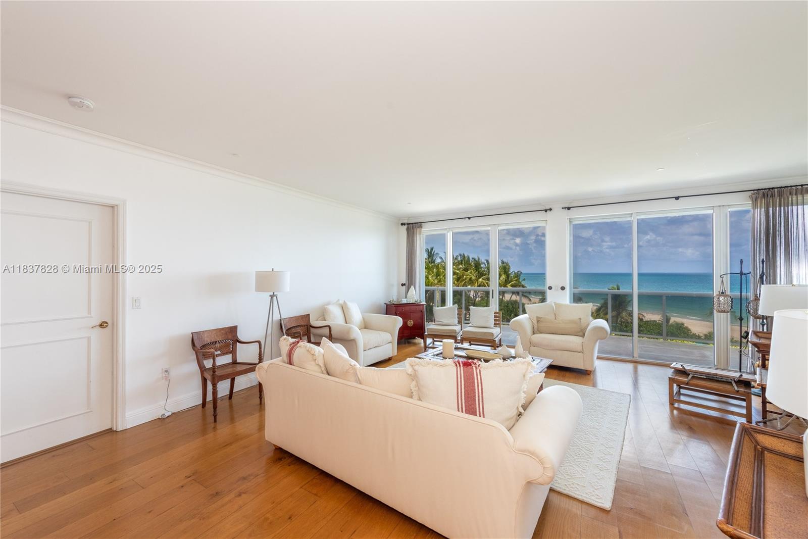 9601 Collins Ave # 505