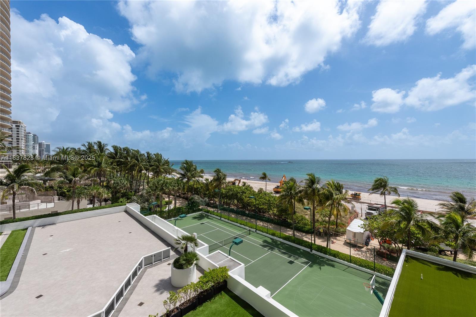 9601 Collins Ave # 505