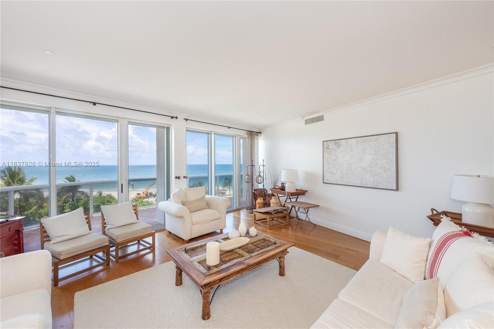 9601 Collins Ave # 505