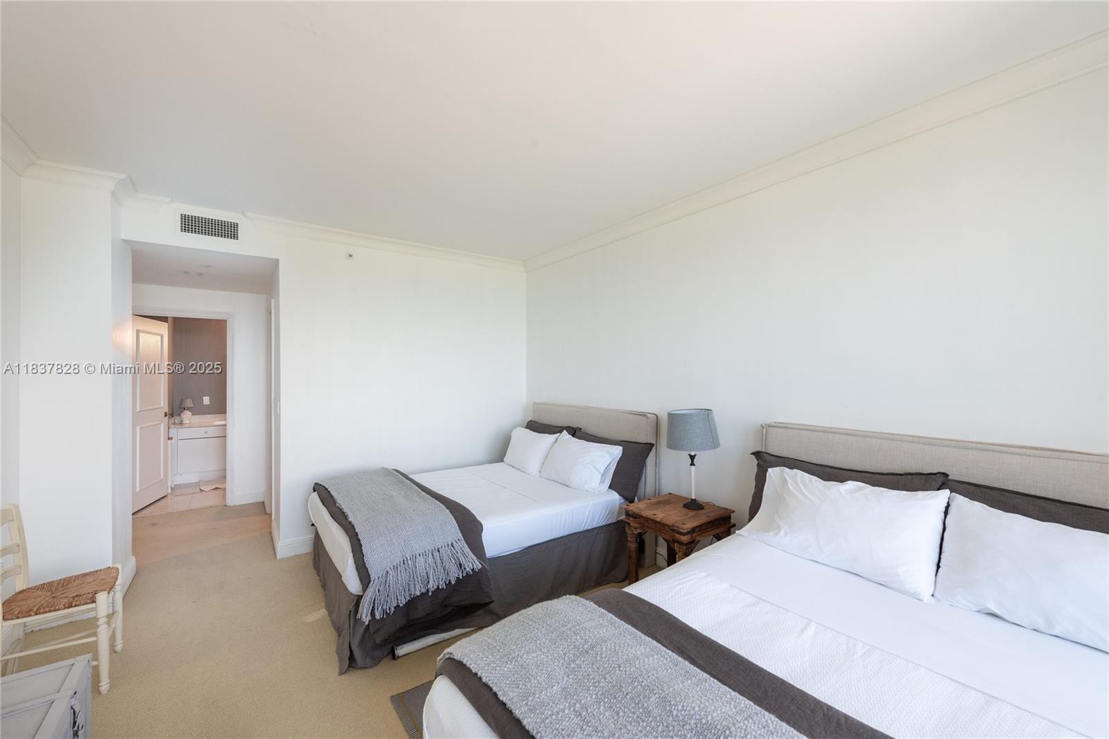 9601 Collins Ave # 505