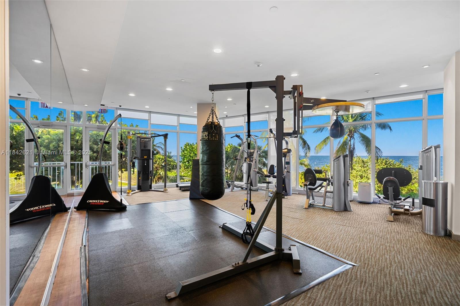 600 Grapetree Dr Unit: 9CN