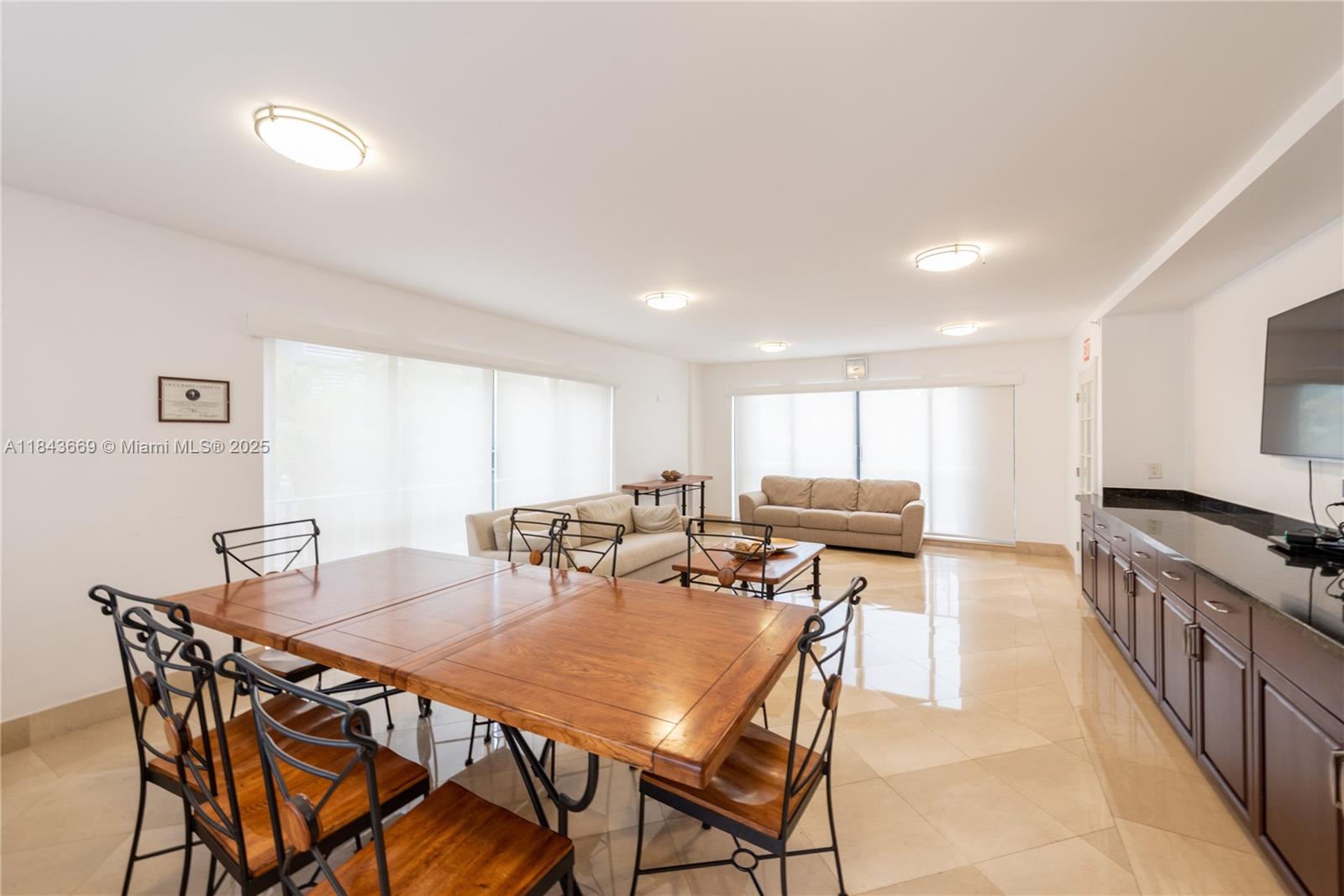 575 Crandon Blvd # 604