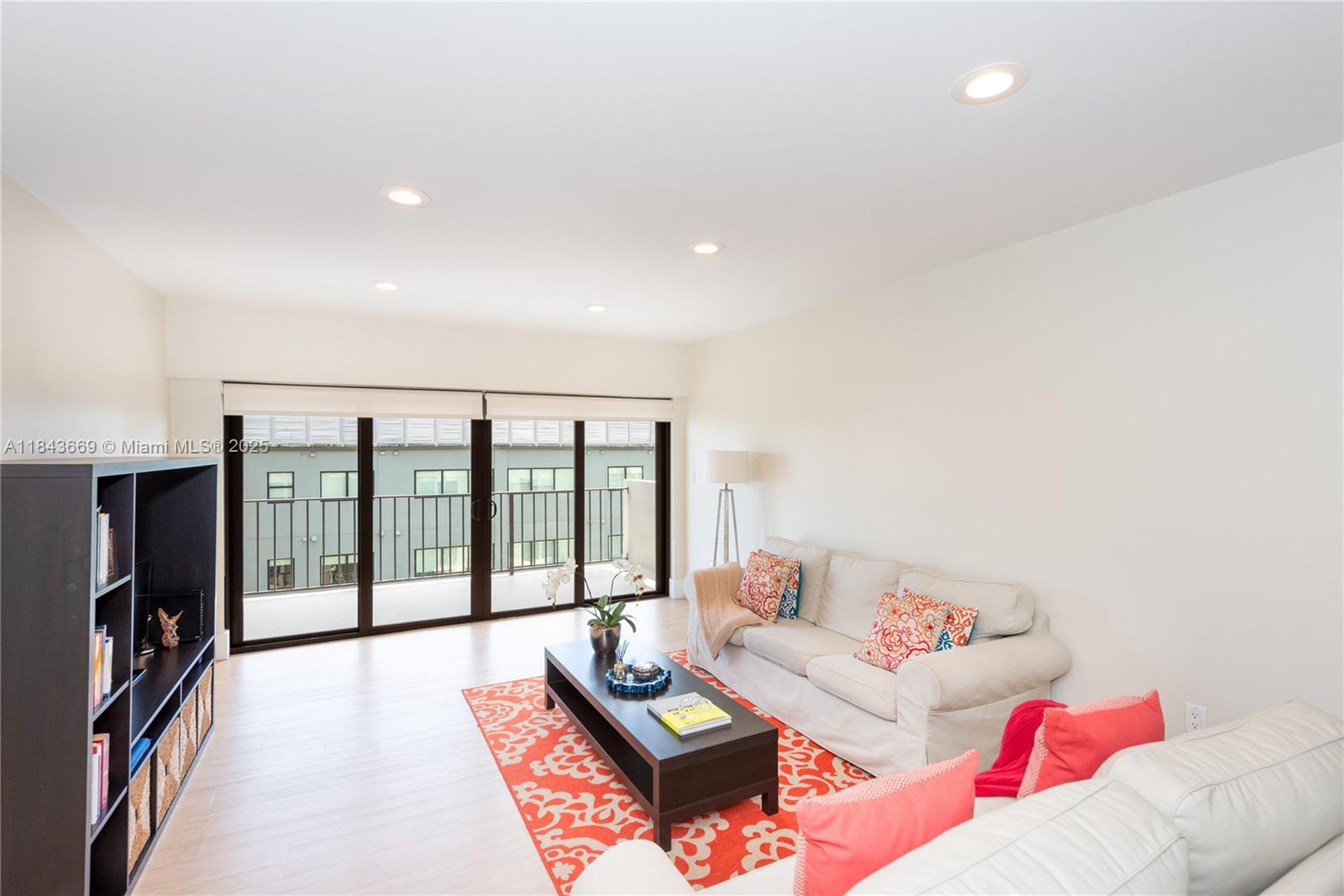 575 Crandon Blvd # 604