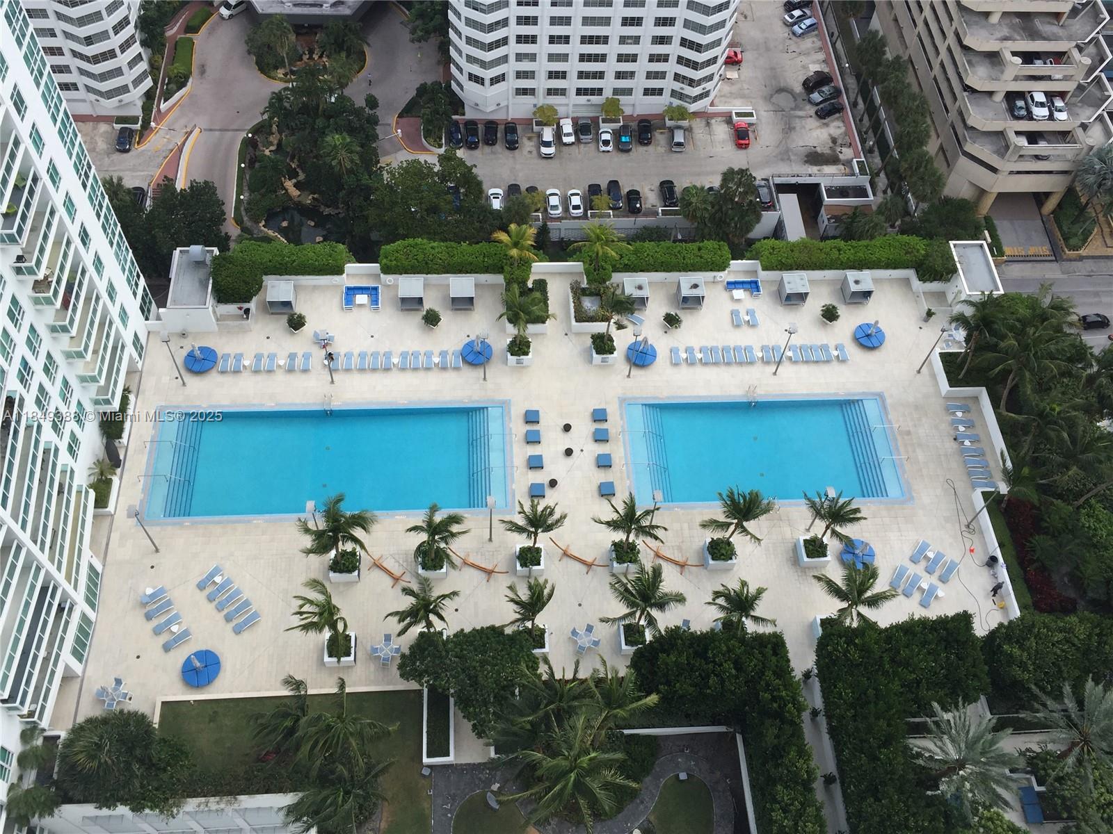 951 Brickell Ave # 3402