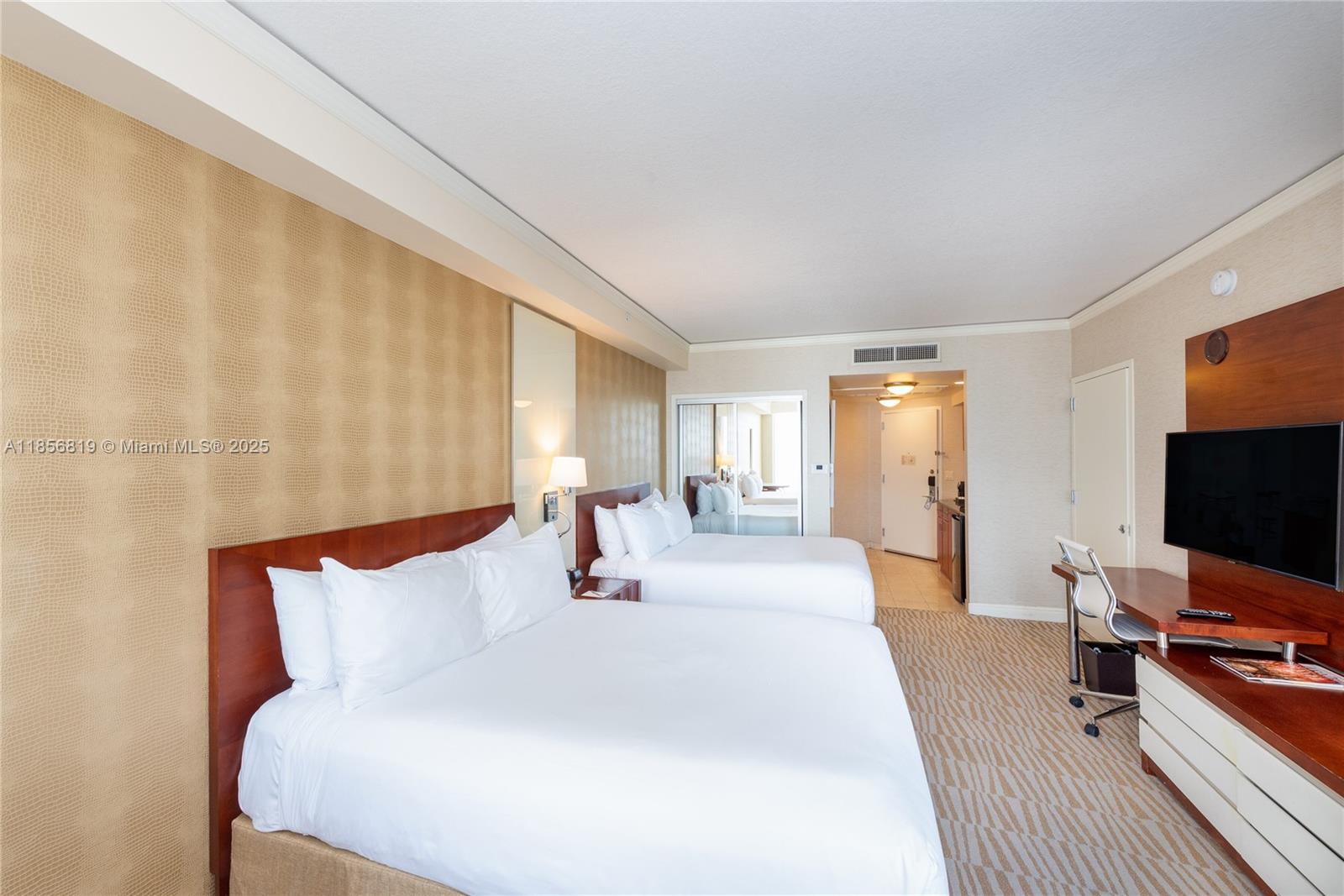 18001 Collins Ave # 1215 Unit: 1214- 1215