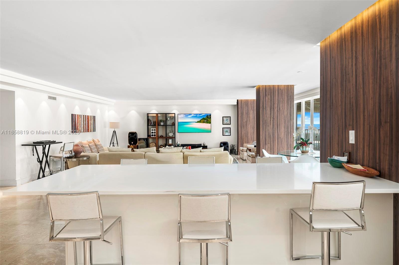 600 Grapetree Dr Unit: 3BS