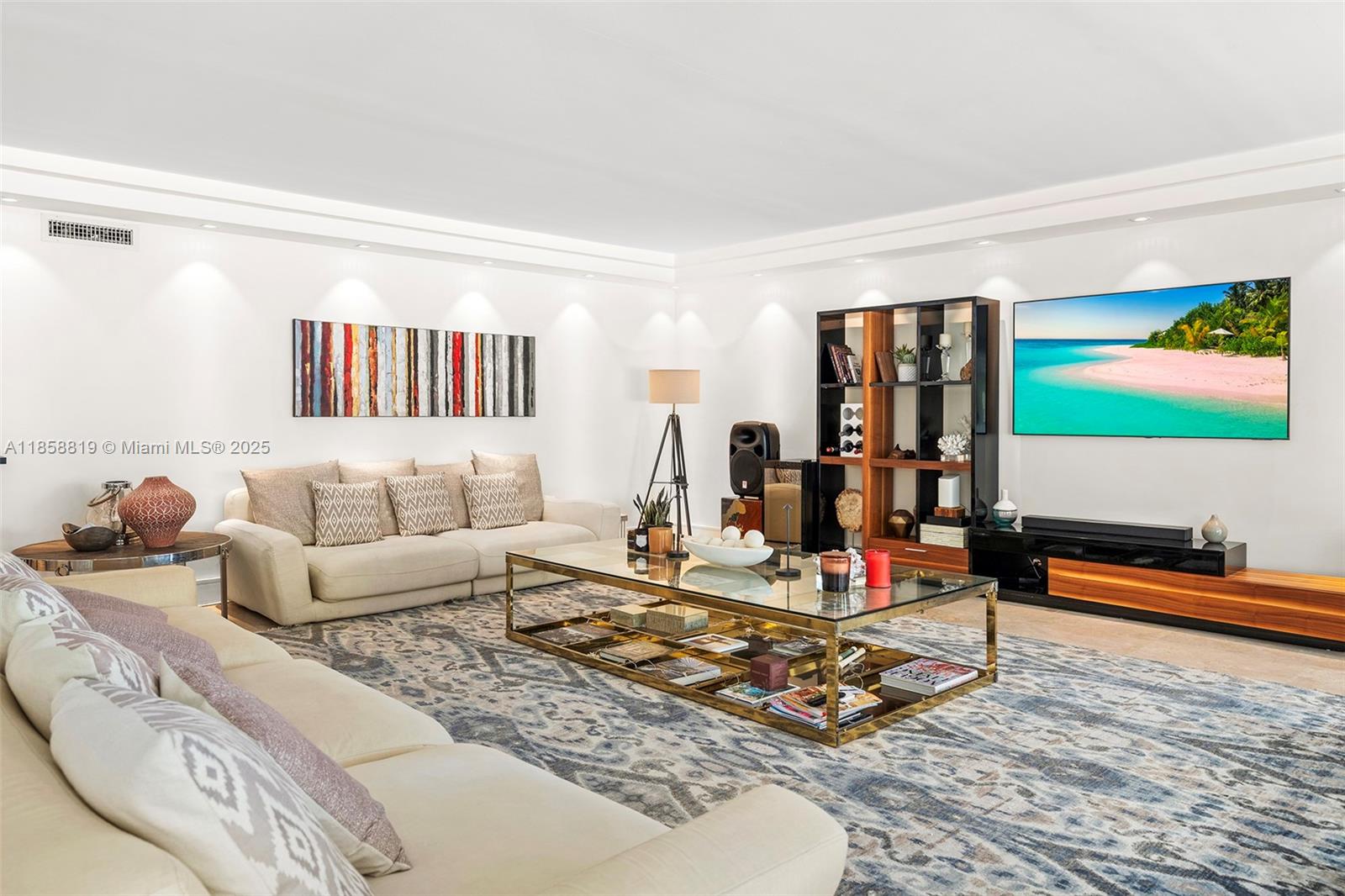 600 Grapetree Dr Unit: 3BS