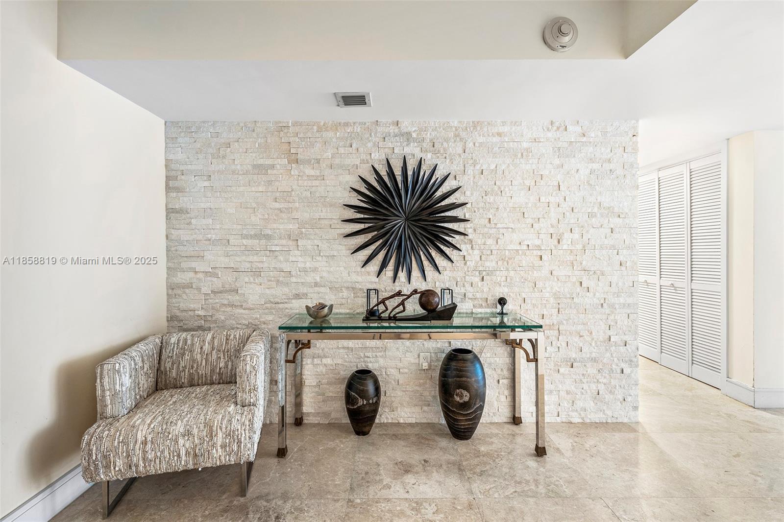 600 Grapetree Dr Unit: 3BS