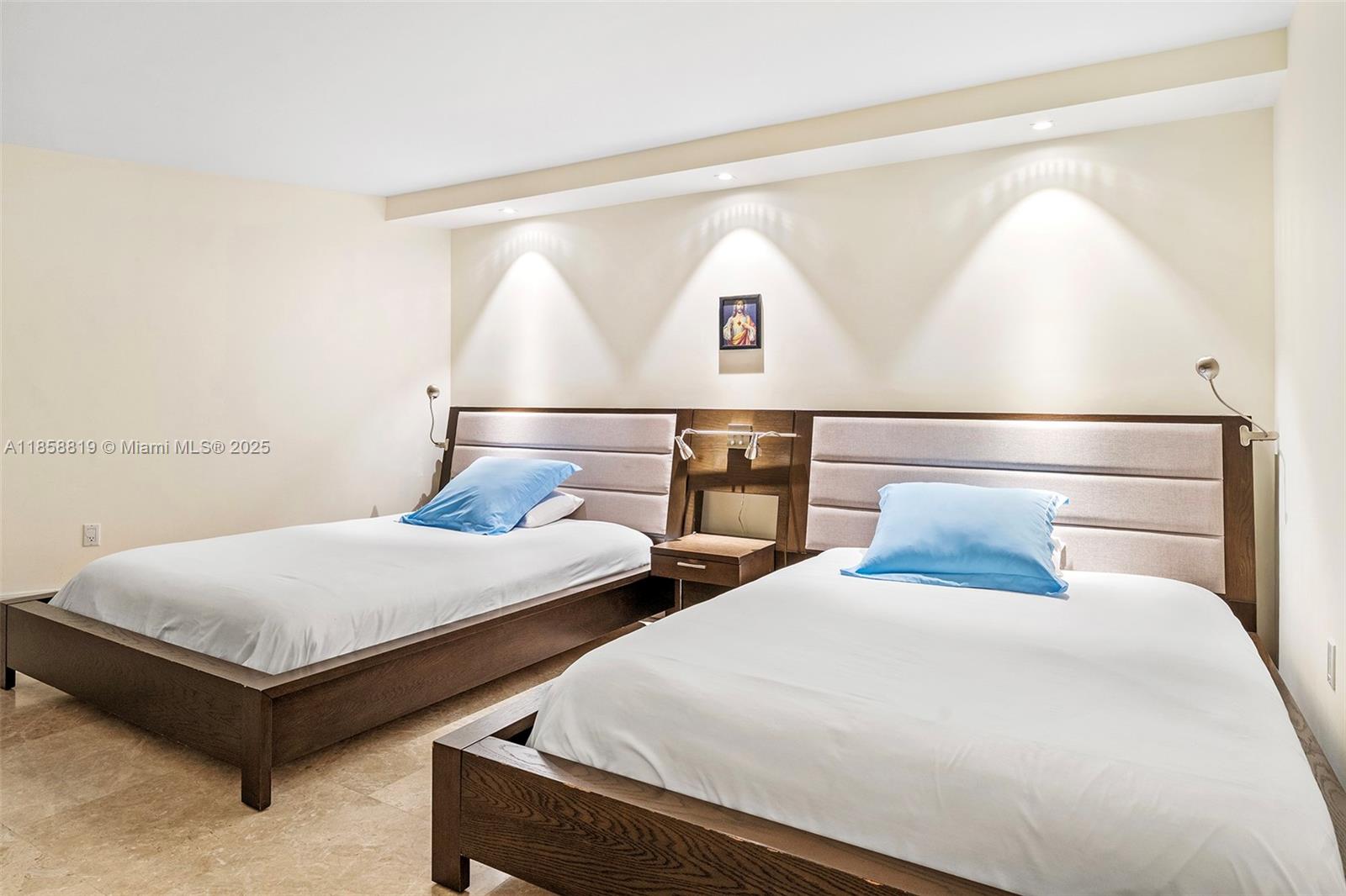 600 Grapetree Dr Unit: 3BS