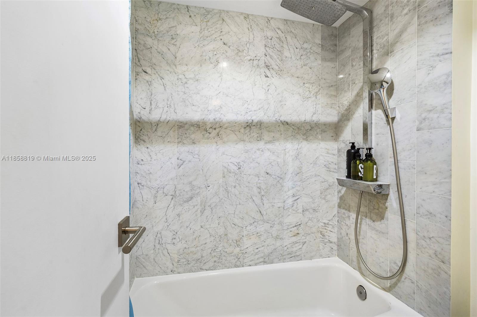 600 Grapetree Dr Unit: 3BS