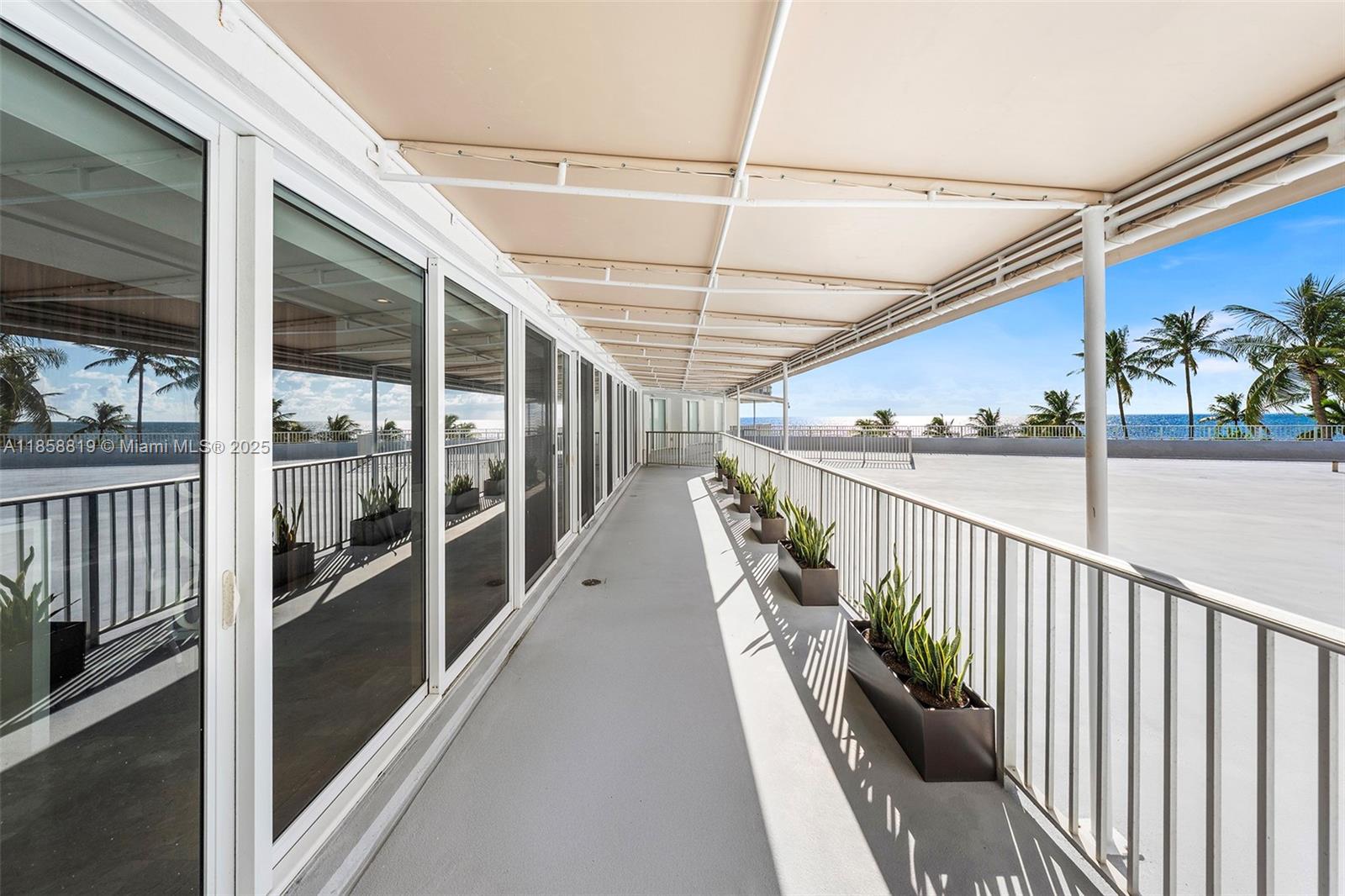 600 Grapetree Dr Unit: 3BS