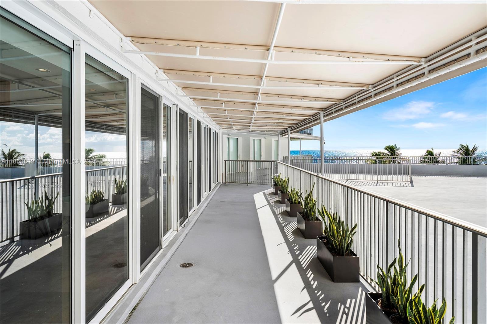 600 Grapetree Dr Unit: 3BS