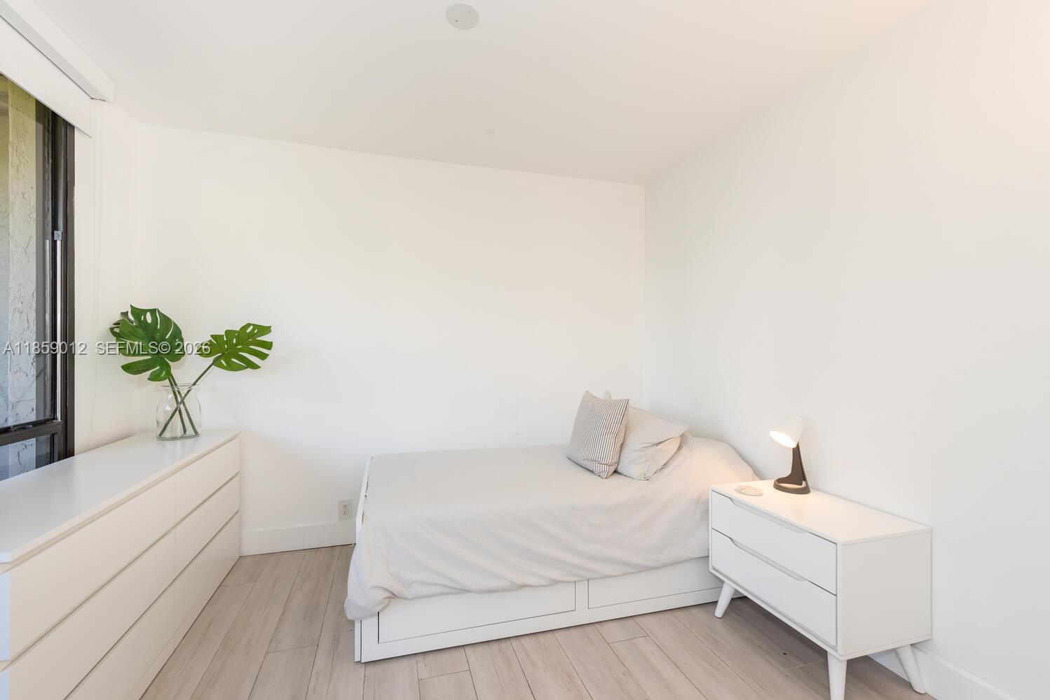 181 Crandon Blvd # 306