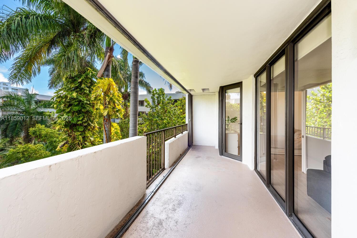 181 Crandon Blvd # 306