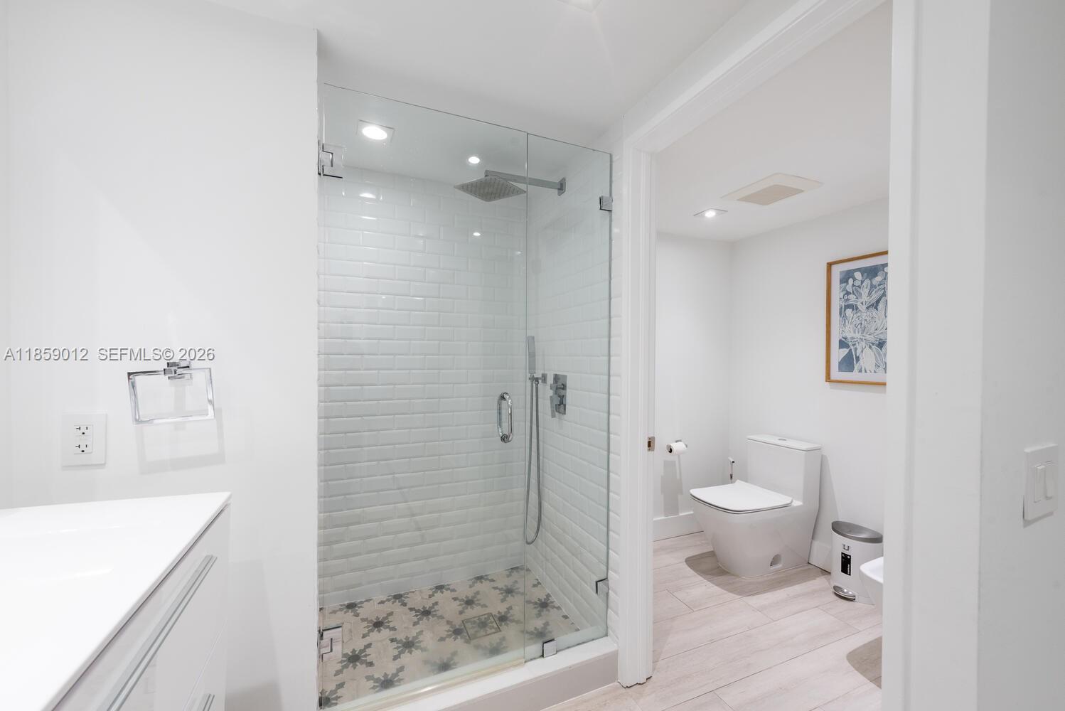 181 Crandon Blvd # 306