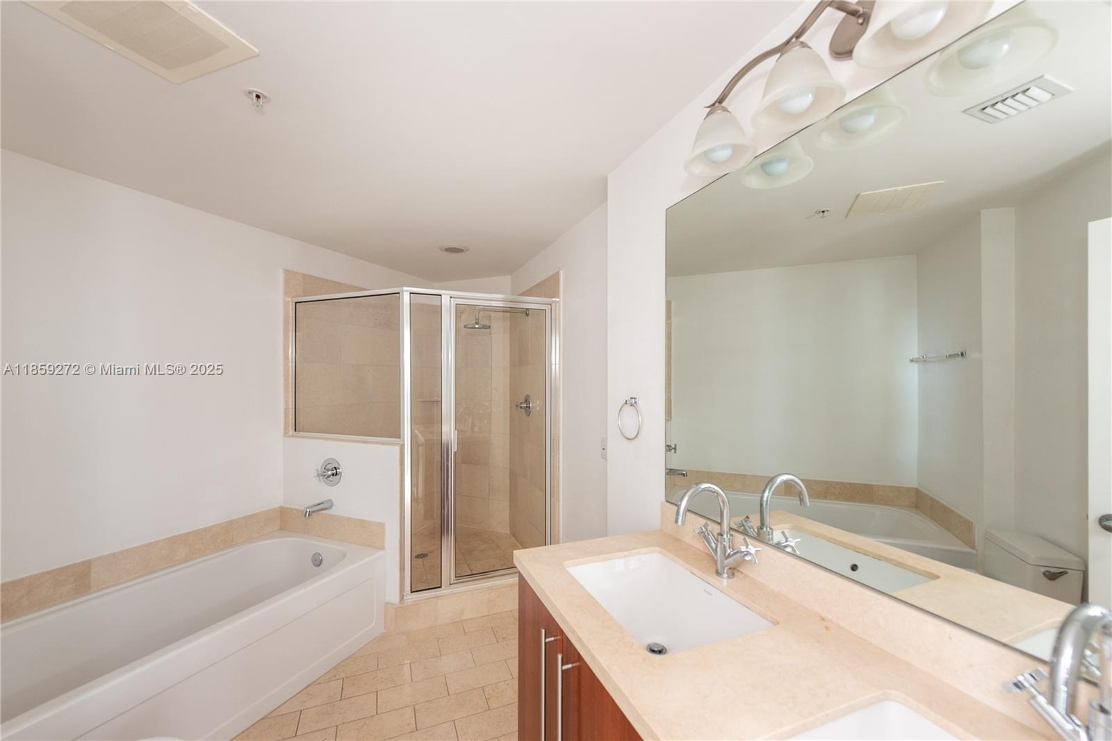 79 SW 12th St Unit: 1107-S