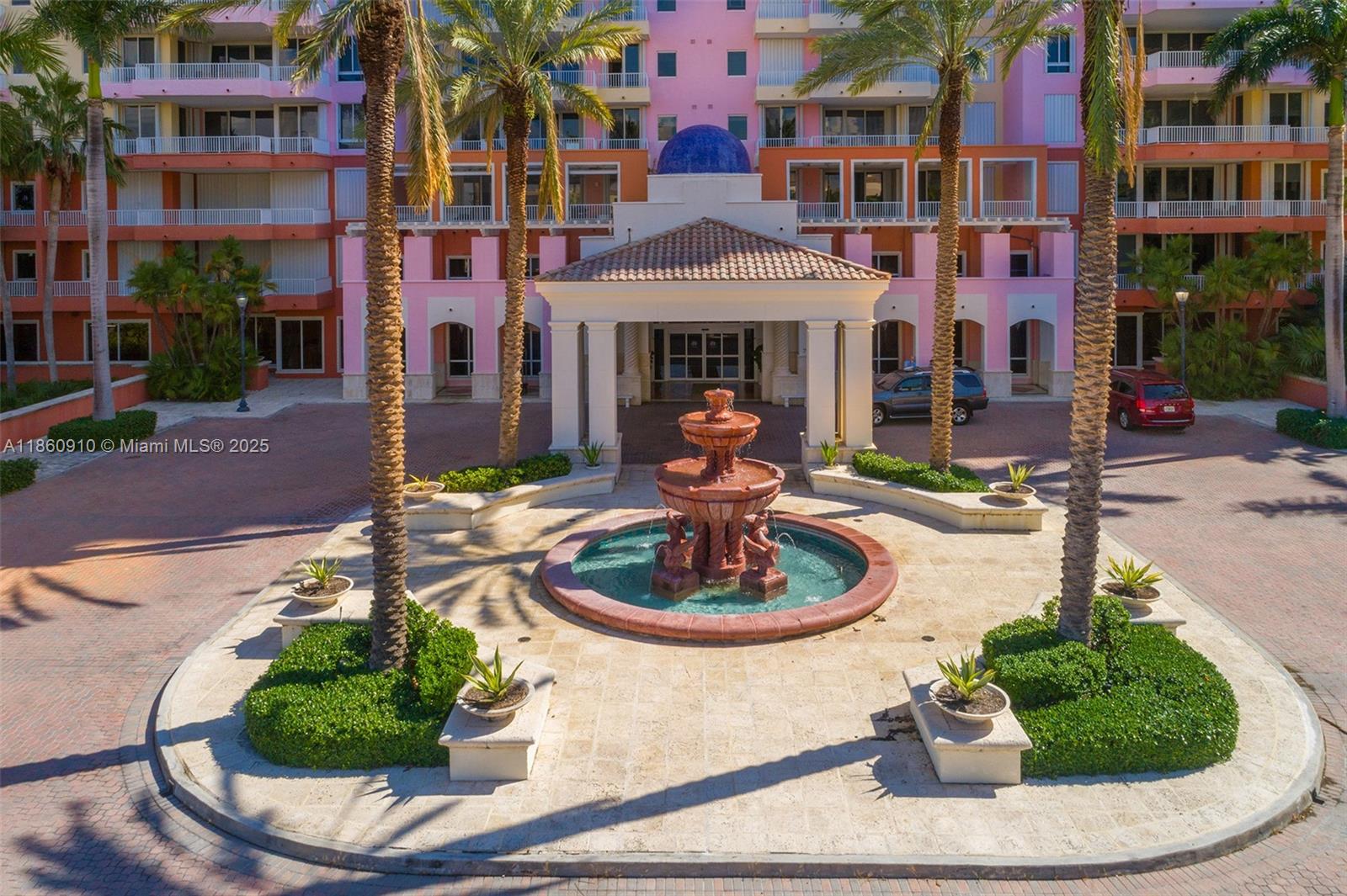 785 Crandon Blvd # 303