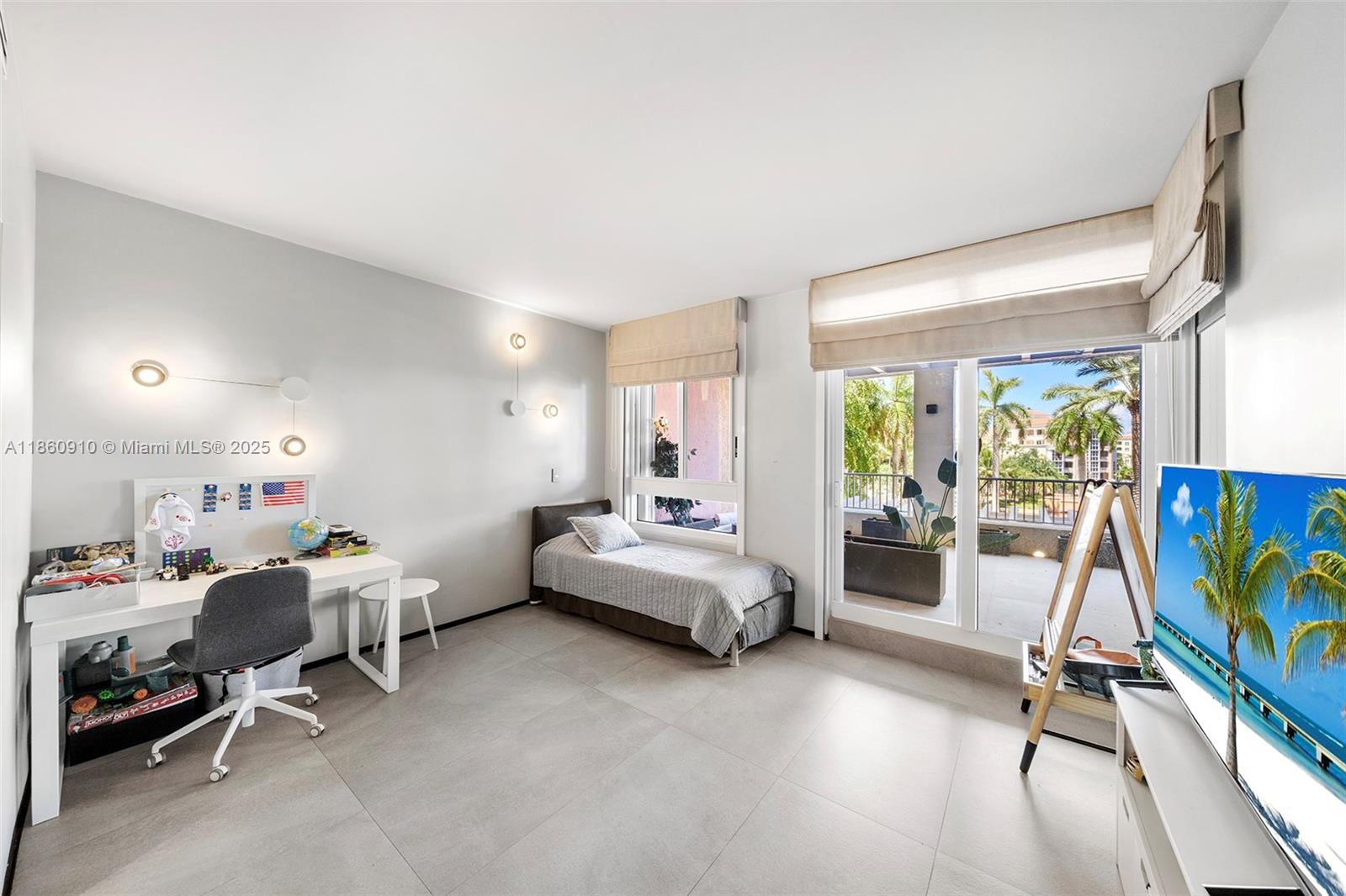 785 Crandon Blvd # 303