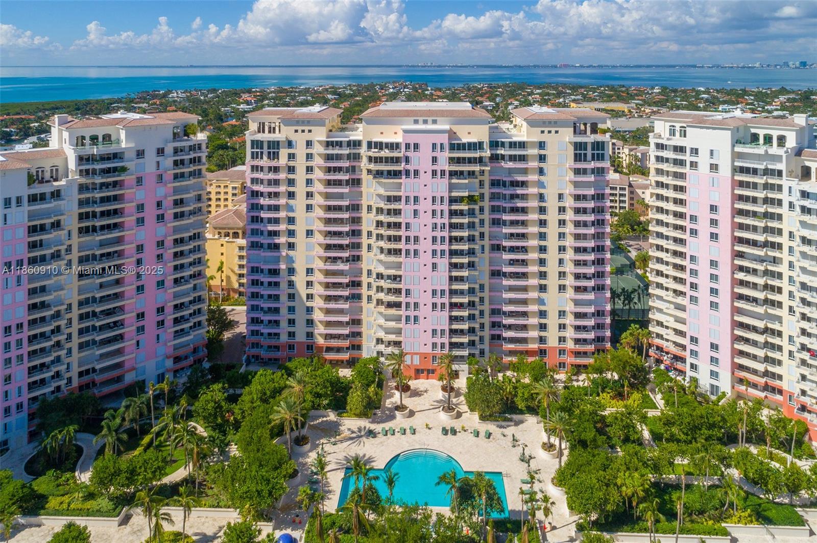 785 Crandon Blvd # 303