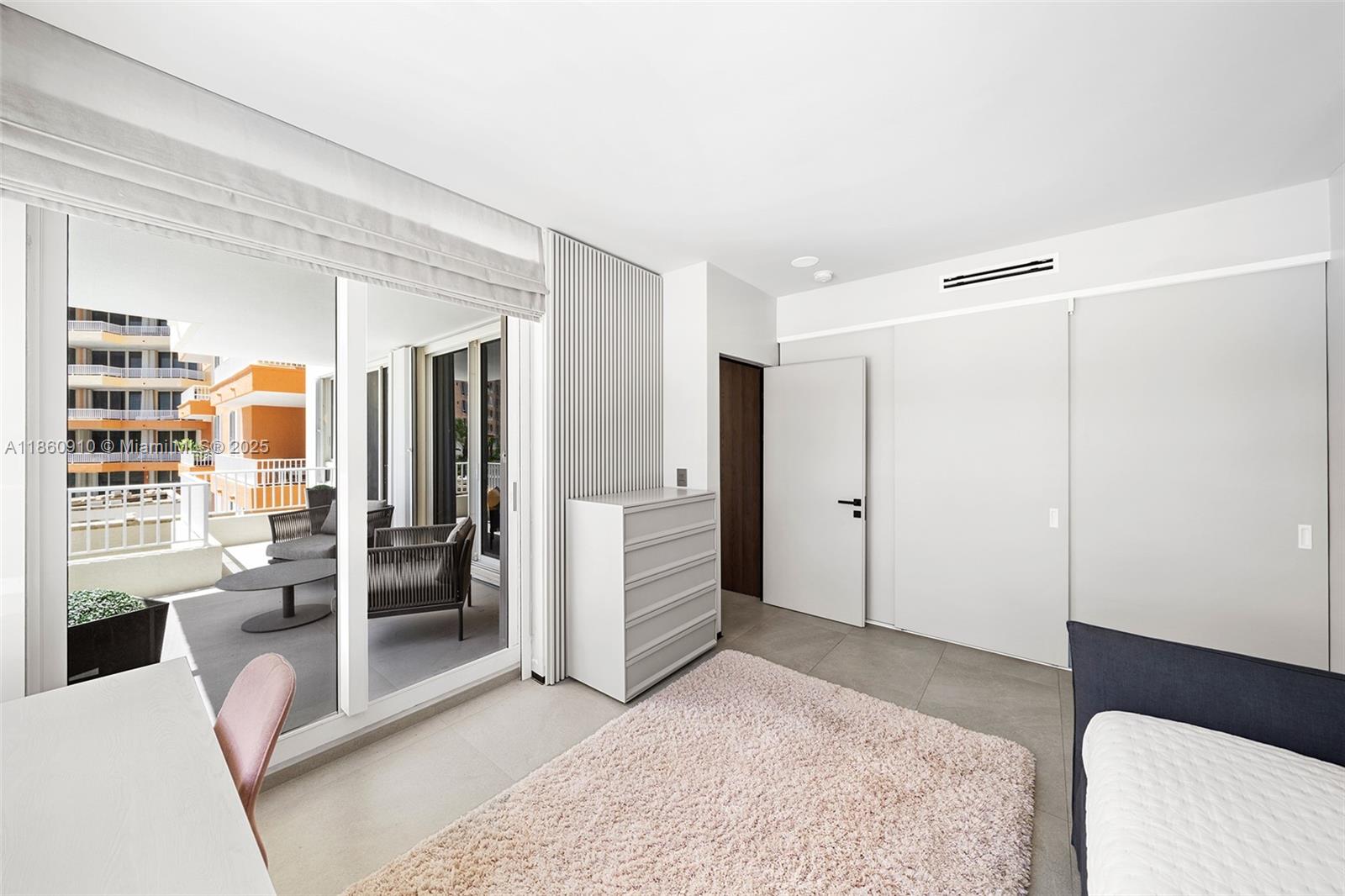 785 Crandon Blvd # 303