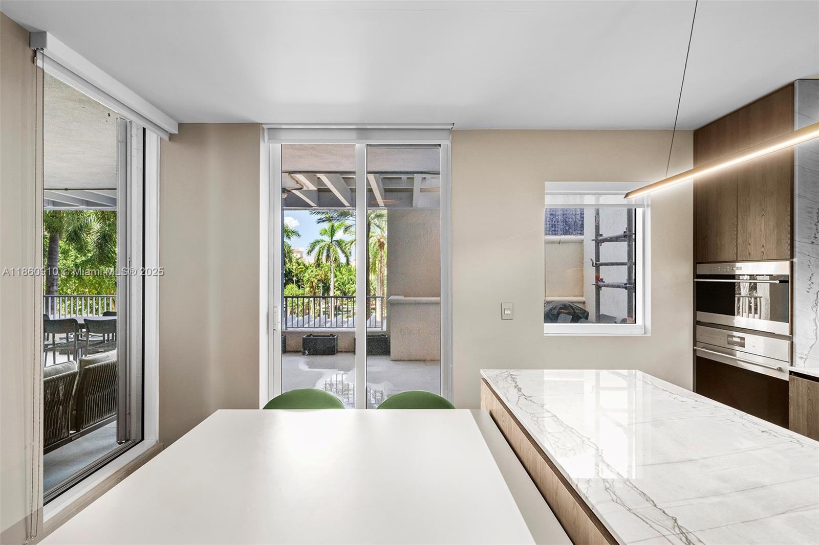 785 Crandon Blvd # 303
